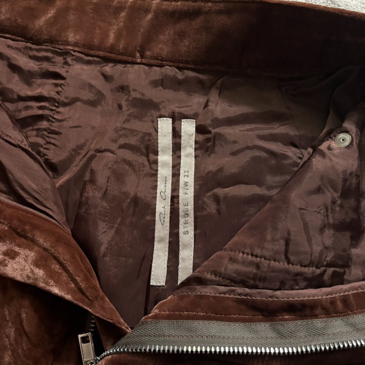 Rick Owens Rick Owens FW22 Velvet Bolan Bootcut Pants Brown | Size 25 Size US 26 / EU 42 - 9 Thumbnail