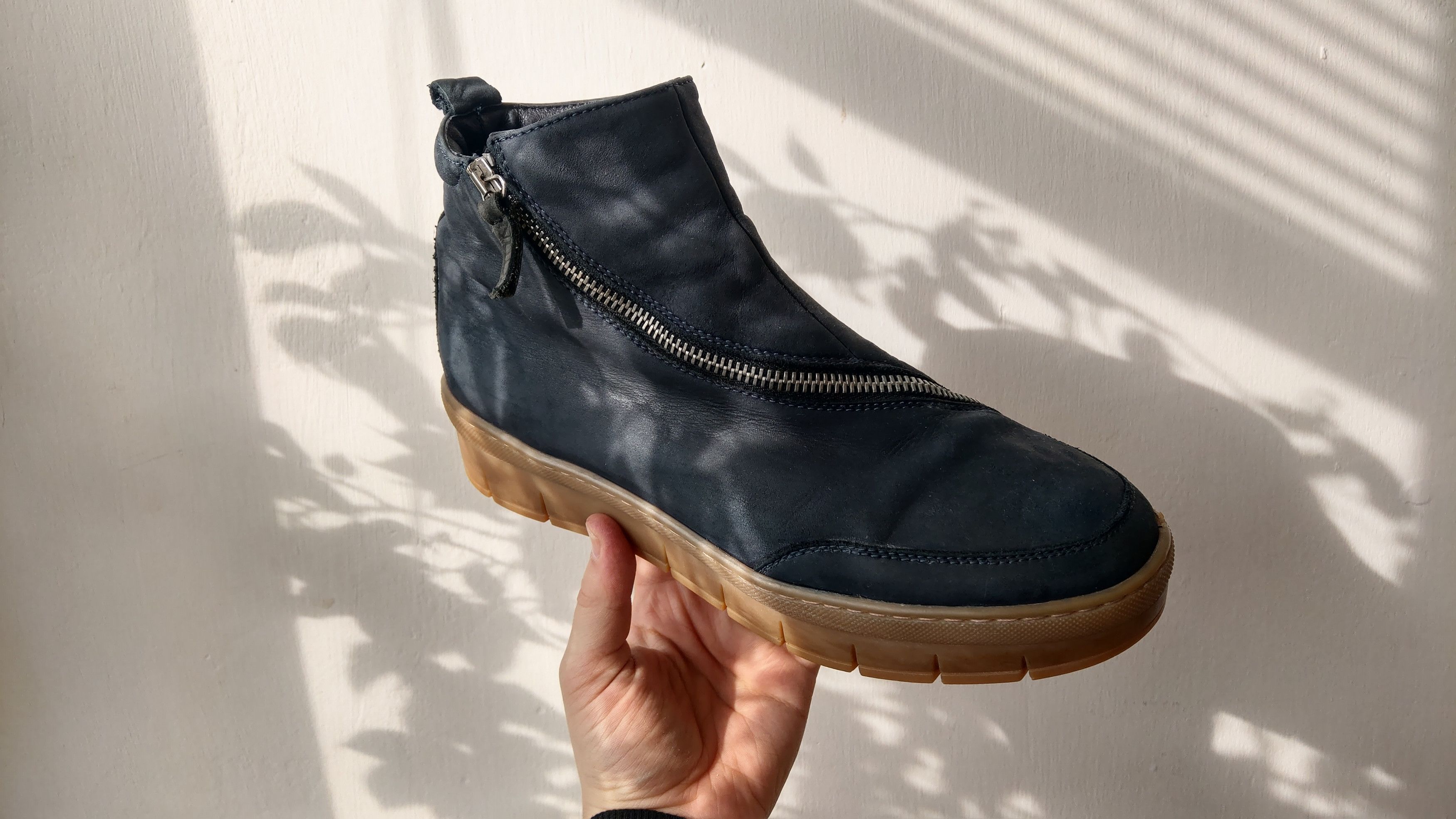 Japanese Brand 100% Leather Zip Platform Sneakers Shoes Alt Goth Noir opium Size US 7 / EU 40 - 5 Thumbnail