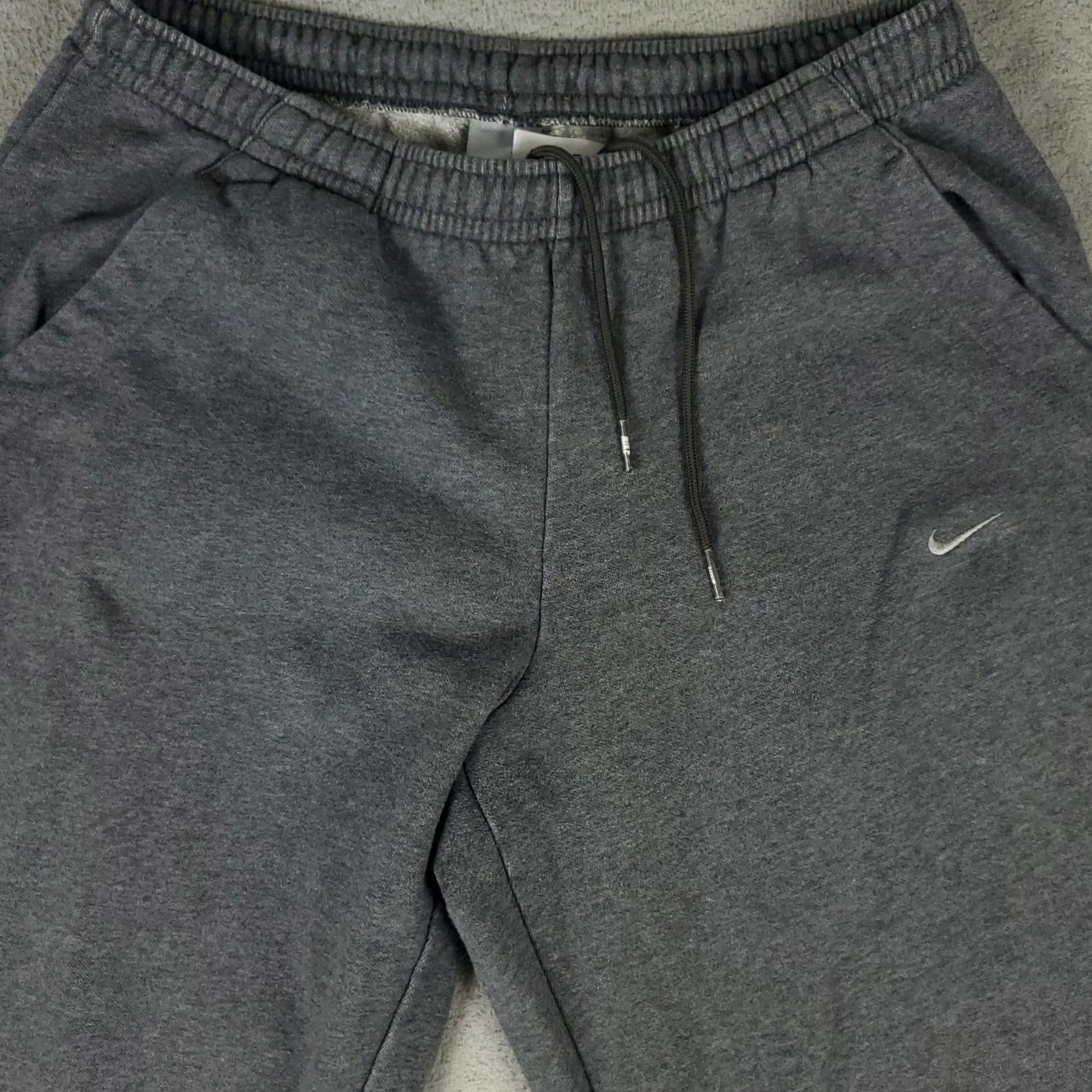 Nike Nike Pants Mens Medium Gray Fleece Lined Vintage Y2K Swoosh Joggers Sweatpants Size US 31 - 2 Thumbnail