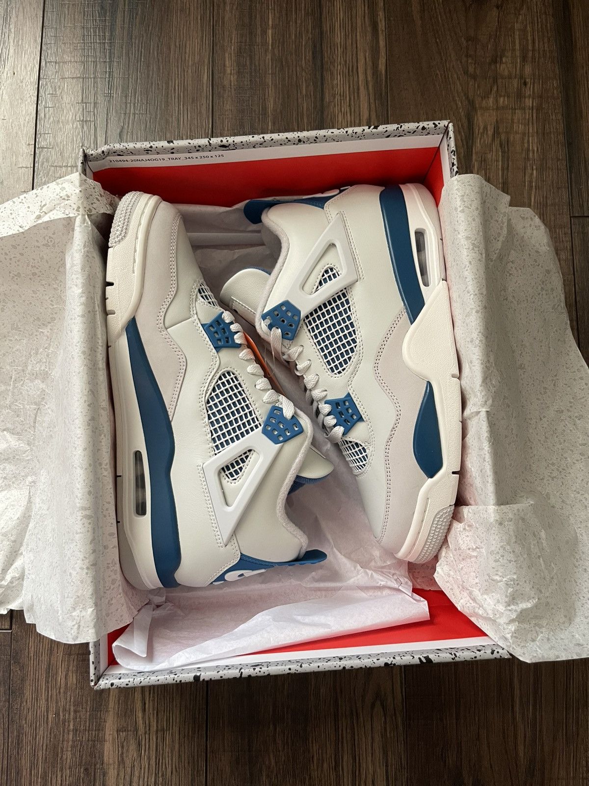 Jordan Brand Jordan 4 Military Size US 9.5 / EU 42-43 - 1 Thumbnail
