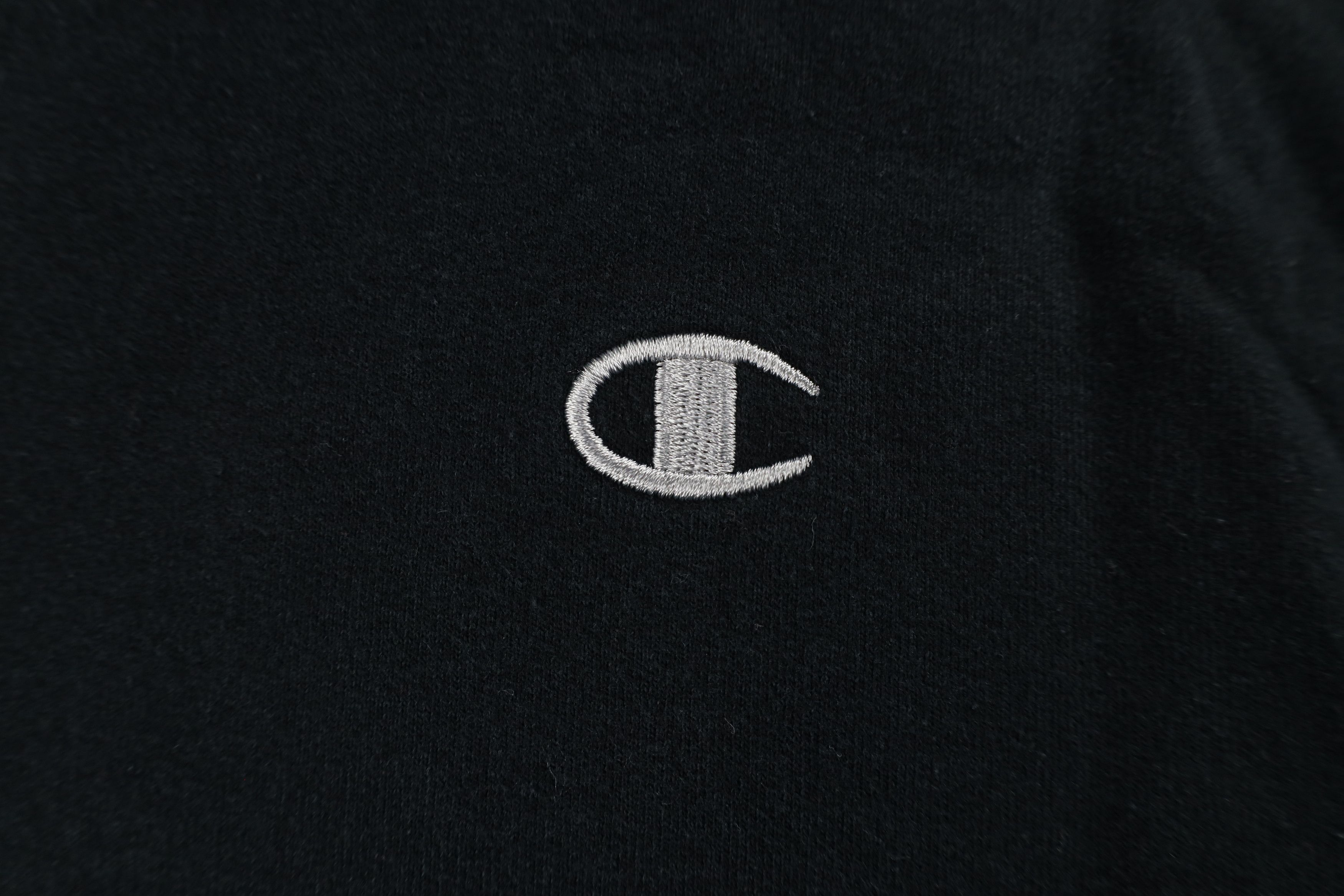 Champion × Vintage Vintage Champion Classic Logo Crewneck Sweatshirt Black Size US XL / EU 56 / 4 - 4 Thumbnail