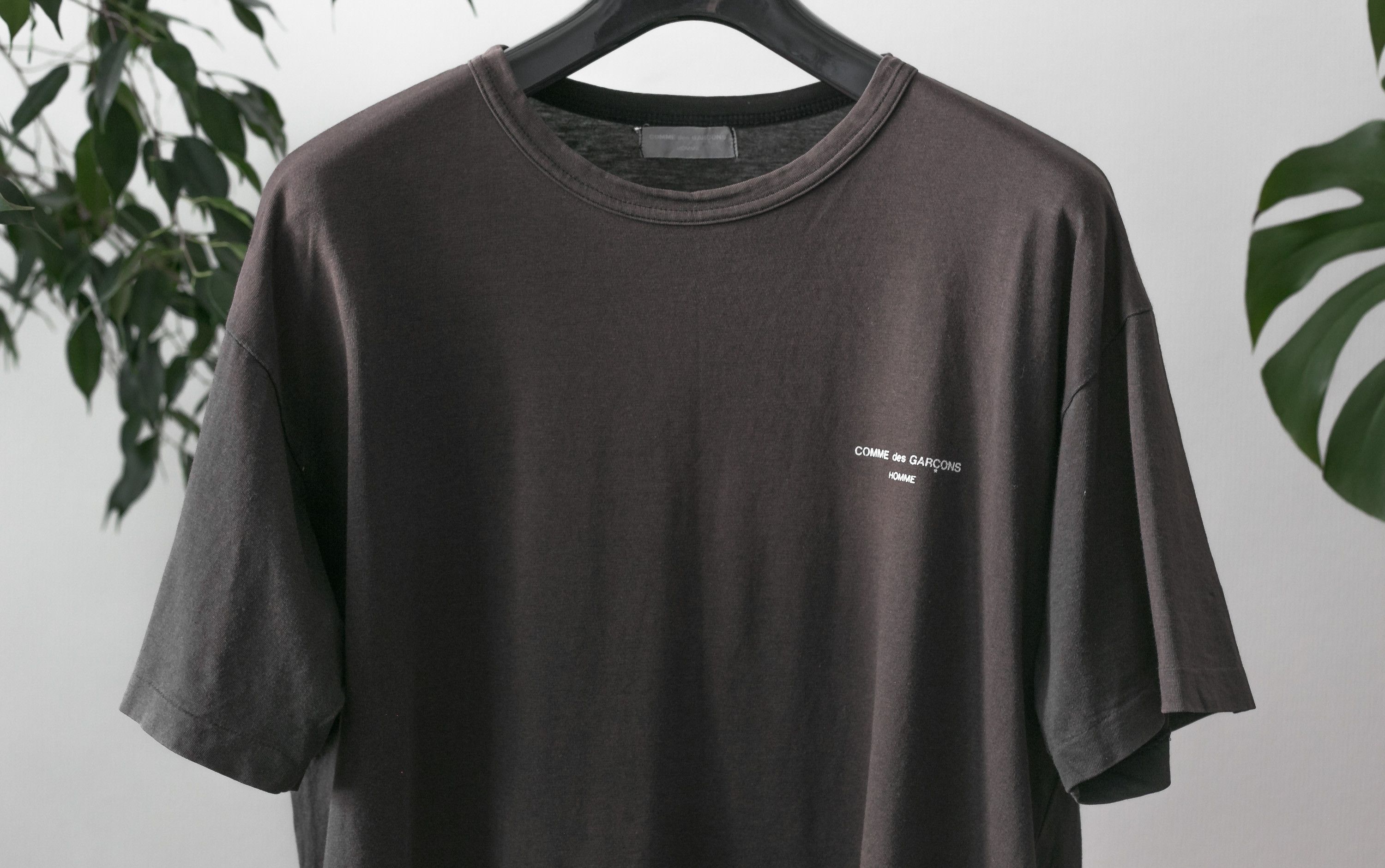 Comme des Garcons Homme vintage logo tee Size US M / EU 48-50 / 2 - 3 Thumbnail