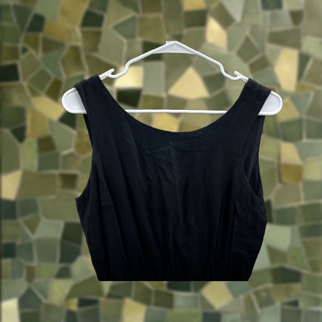 Forever 21 Forever 21 Womens Juniors Dress Sleeveless Size M Black Geometric V-Neck Party/Cocktail Dress Short Size M / US 6-8 / IT 42-44 - 1 Thumbnail