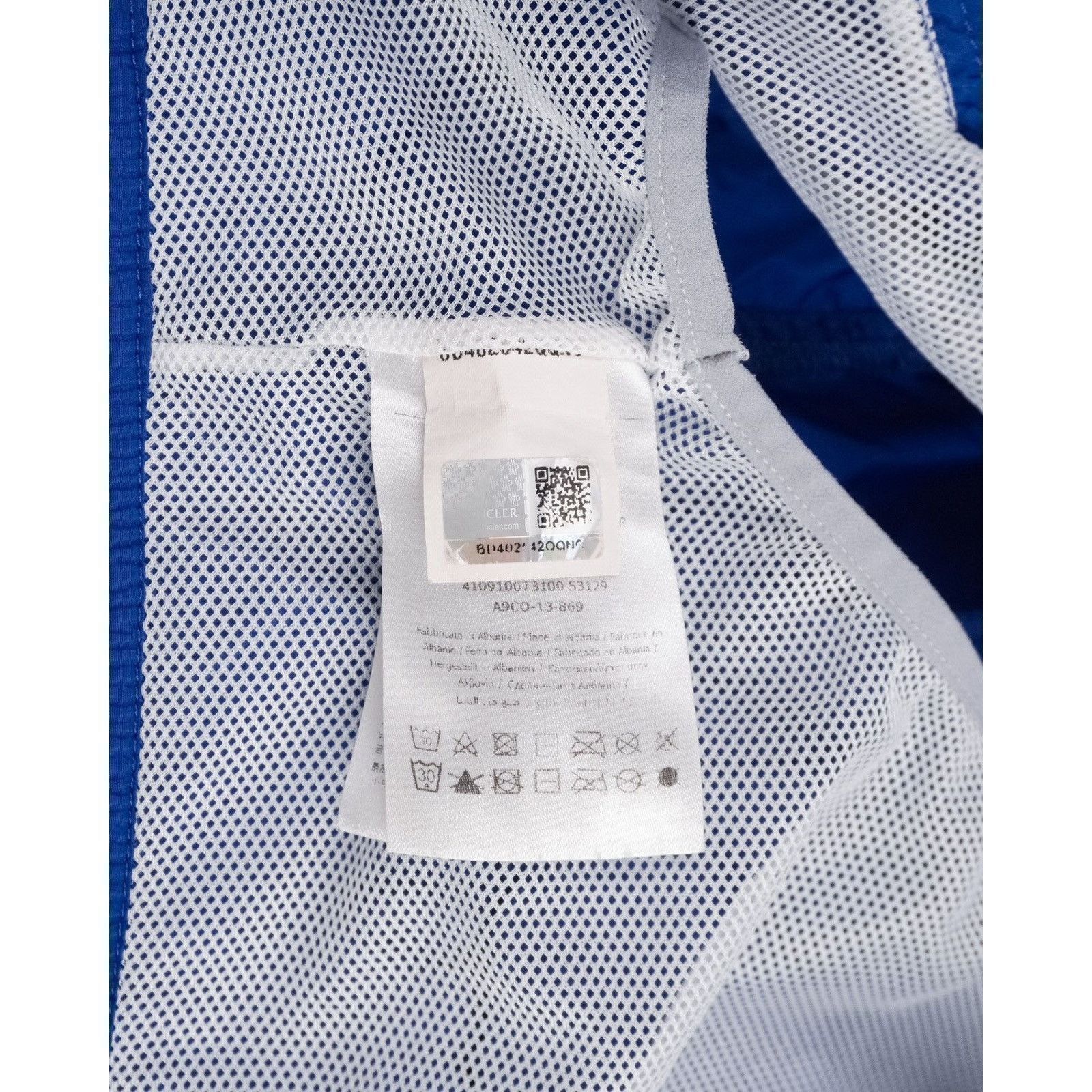 Moncler Moncler classic logo light blue nylon swim shorts Size US 34 / EU 50 - 11 Thumbnail