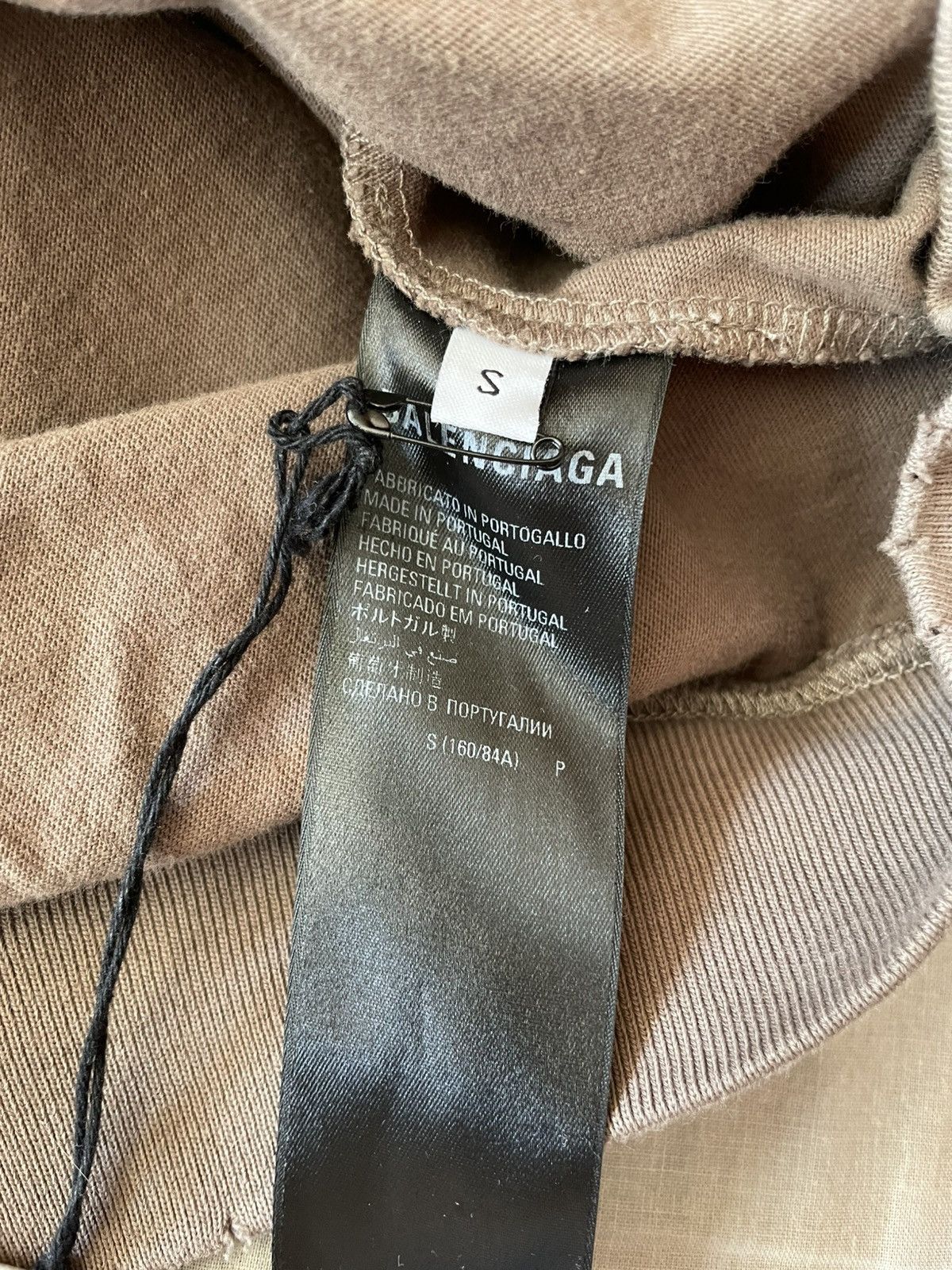 Balenciaga Balenciaga Caps Destroyed Oversize Fit Hoodie Size US S / EU 44-46 / 1 - 6 Thumbnail