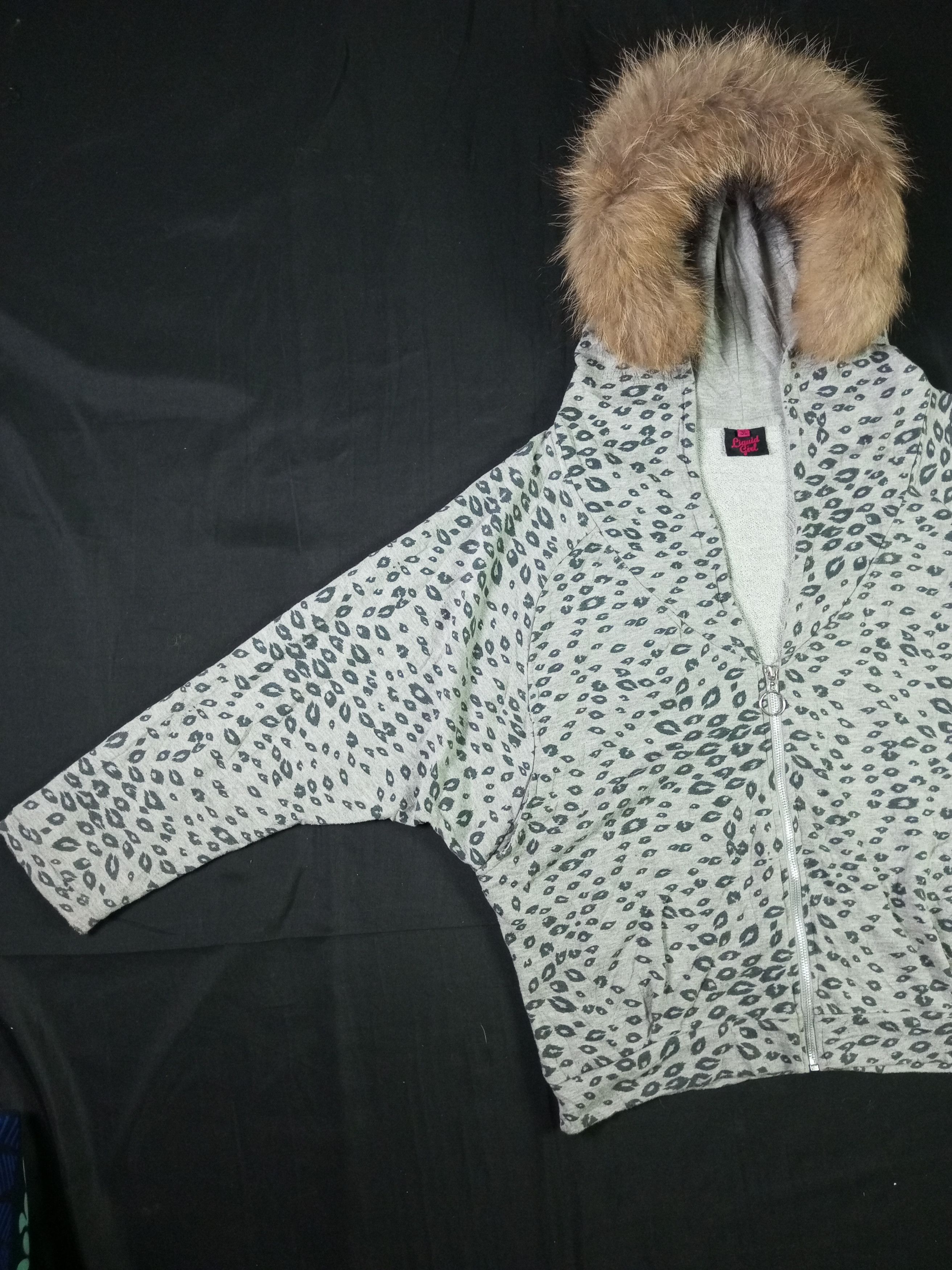 If Six Was Nine Liquid Girl leopard Bat Wing Fur Hoodie Size US XXL / EU 58 / 5 - 14 Thumbnail
