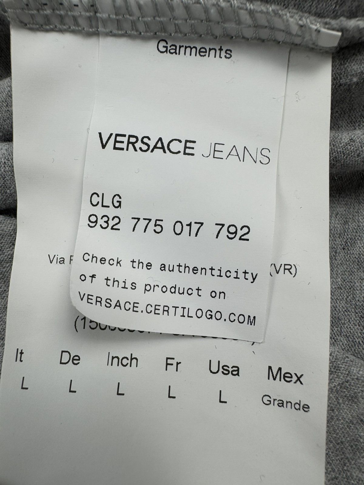 Versace Jeans Couture vintage y2k Versace Jeans gold baroque print long sleeve tee Size US L / EU 52-54 / 3 - 12 Thumbnail