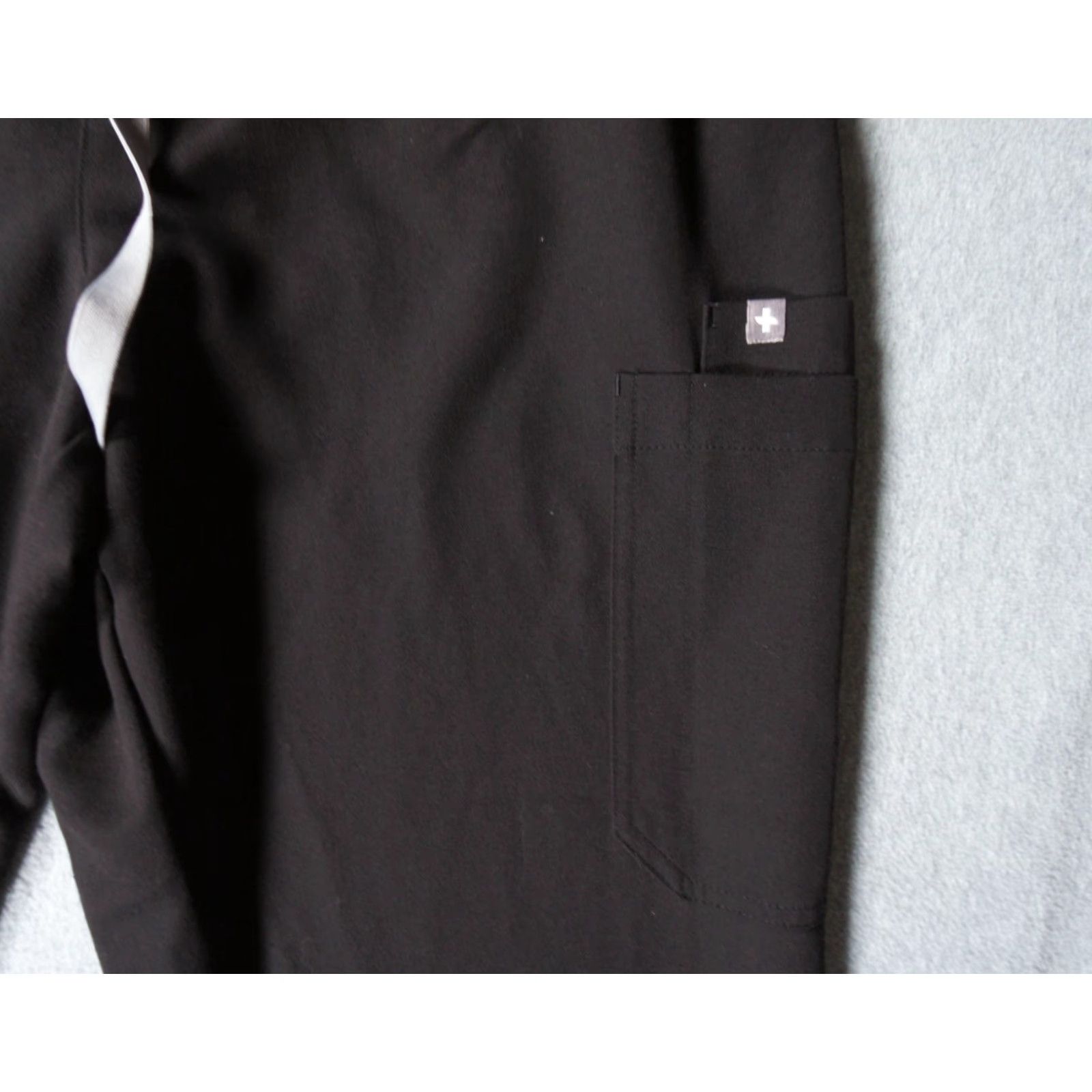 Vintage FIGS Pants Mens Large Black Cargo Scrub Technical Nurse Workwear Stretch Adult Size US 33 - 3 Thumbnail
