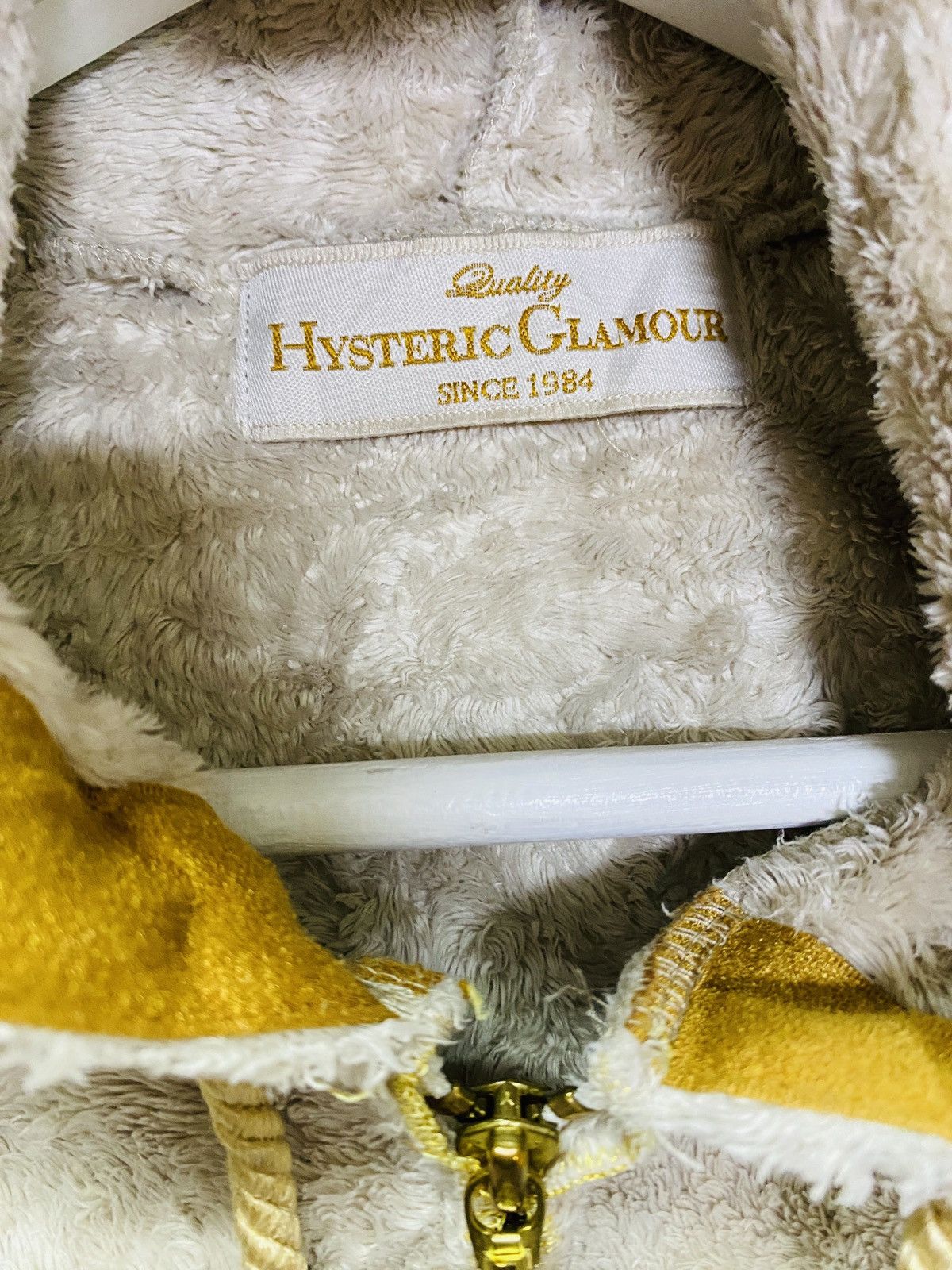 Hypebeast × Hysteric Glamour (L) HYSTERIC GLAMOUR HOODIE FUR JACKET Size XS / US 0-2 / IT 36-38 - 11 Thumbnail