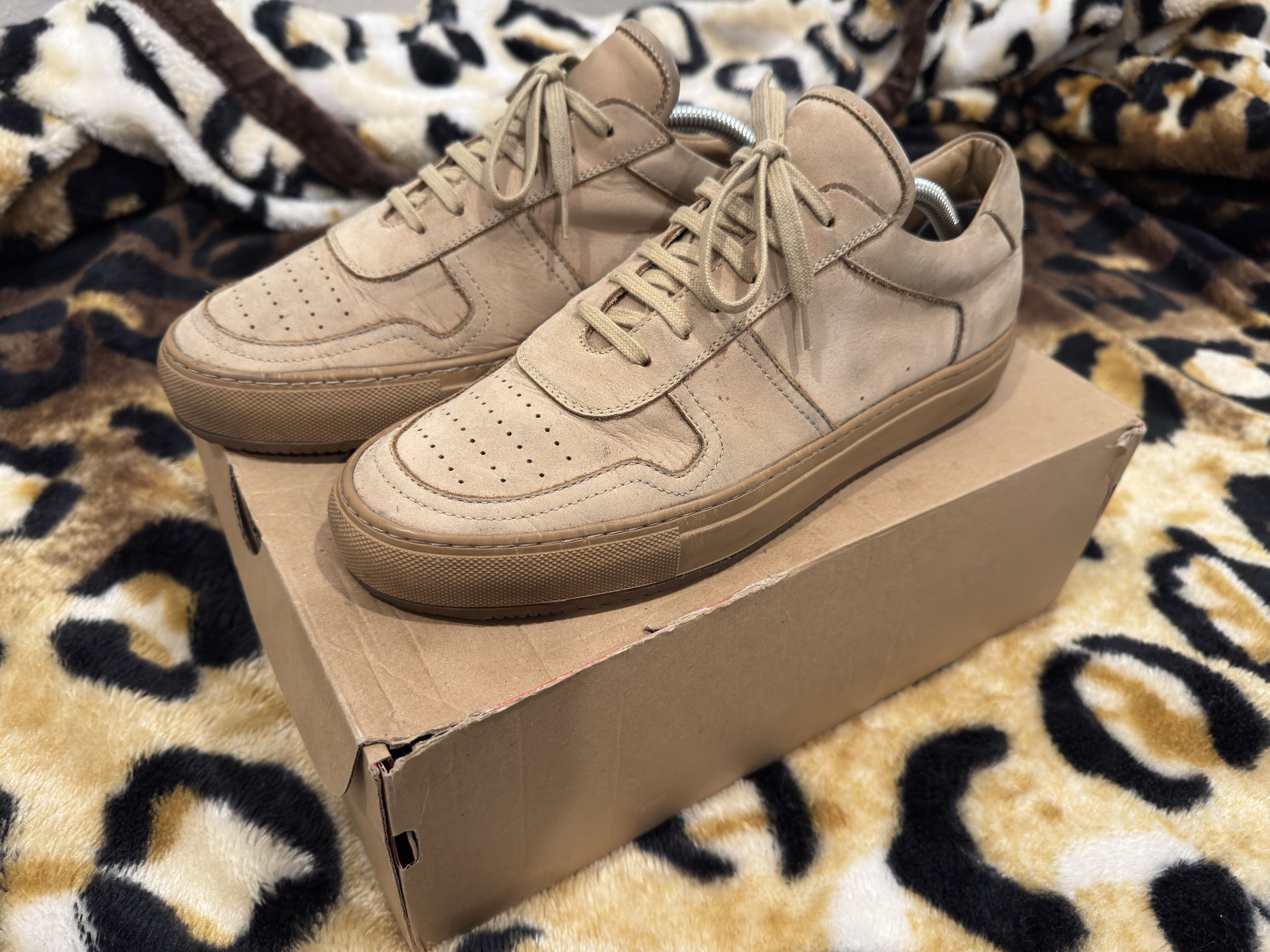 Common Projects Bball Low Nubuck Size US 8 / EU 41 - 7 Thumbnail