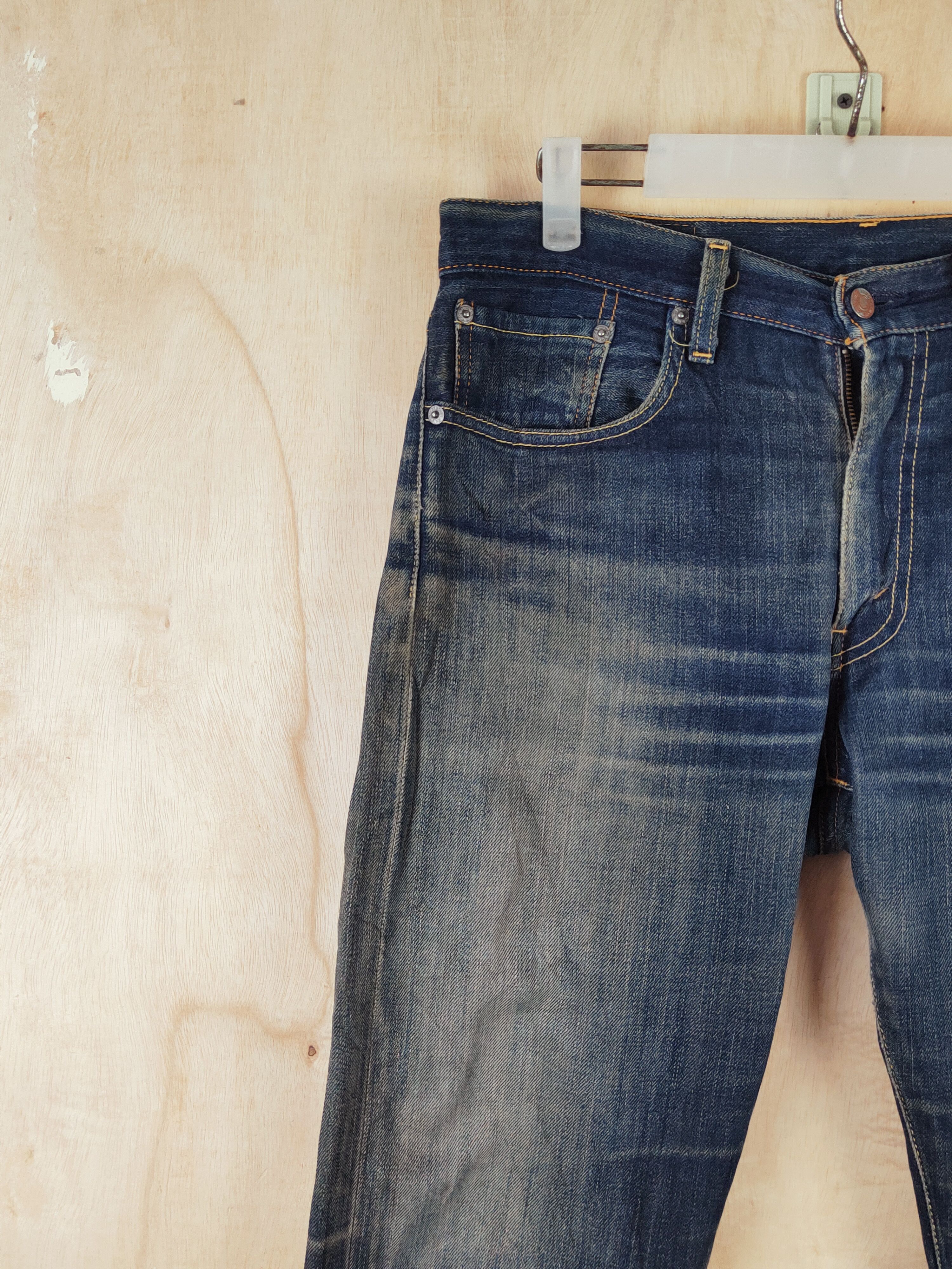 Levi's 505 Levi's Dark Blue Distressed Ripped Jeans #S2672 Size US 32 / EU 48 - 3 Thumbnail