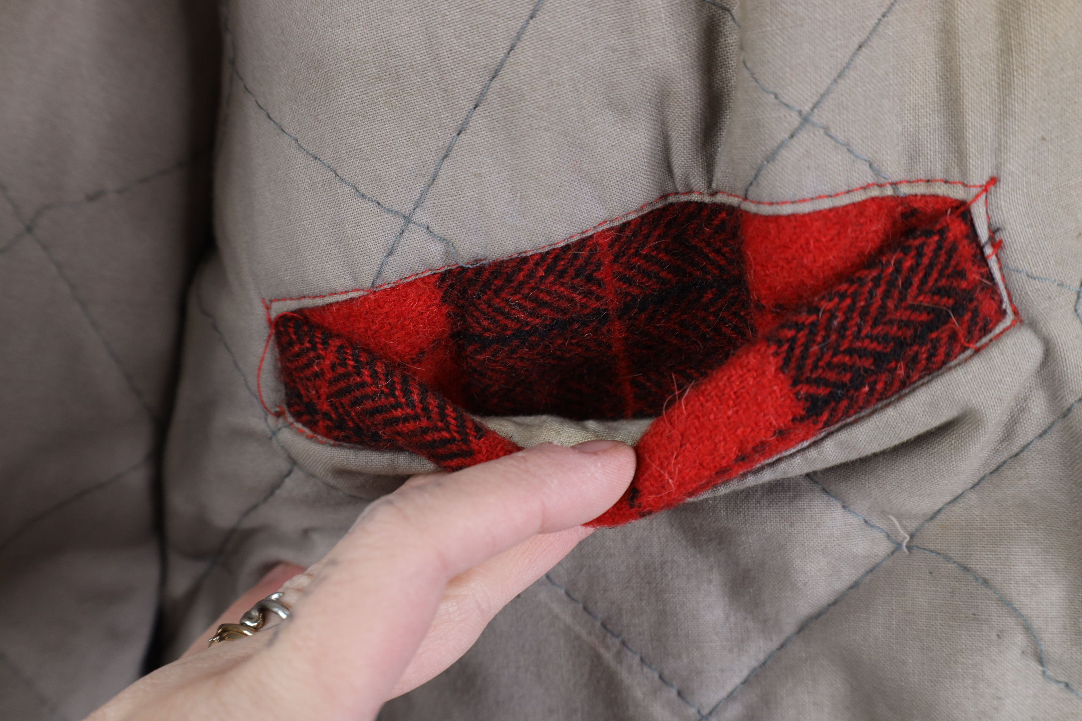 Vintage Vintage 70s Streetwear Quilted Buckle Collar Bomber Jacket Size US L / EU 52-54 / 3 - 11 Thumbnail