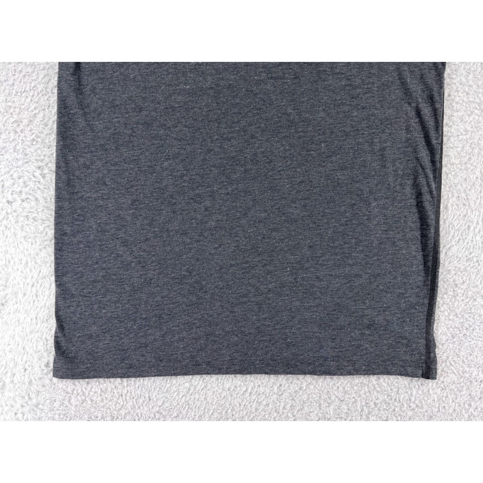 Adidas Adidas Shirt Mens Medium Gray Short Sleeve Crew Neck Logo Size US M / EU 48-50 / 2 - 6 Thumbnail