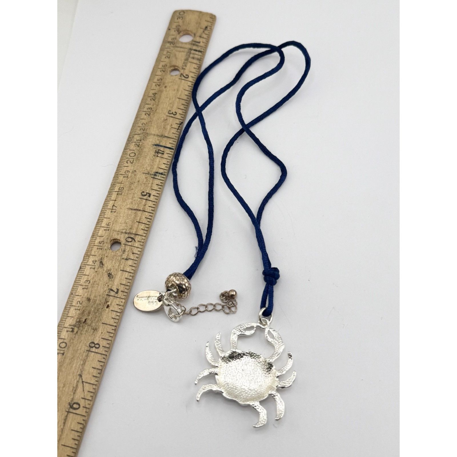 Vintage Silver crab pendant with navy cord necklace Size ONE SIZE - 4 Thumbnail