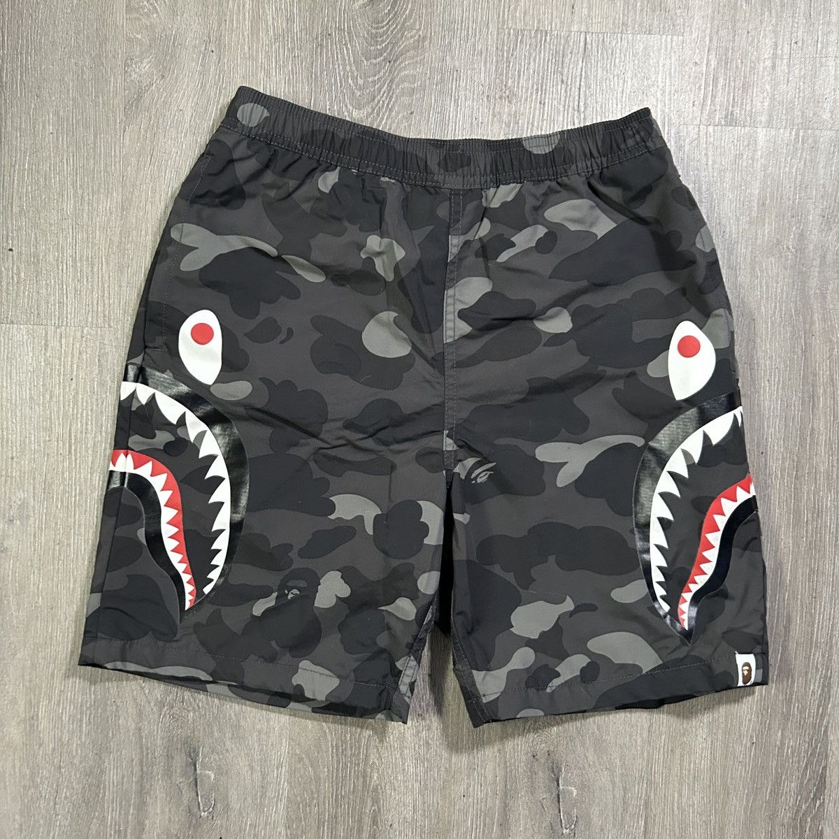 Bape Bape Shorts Size US 30 / EU 46 - 1 Thumbnail