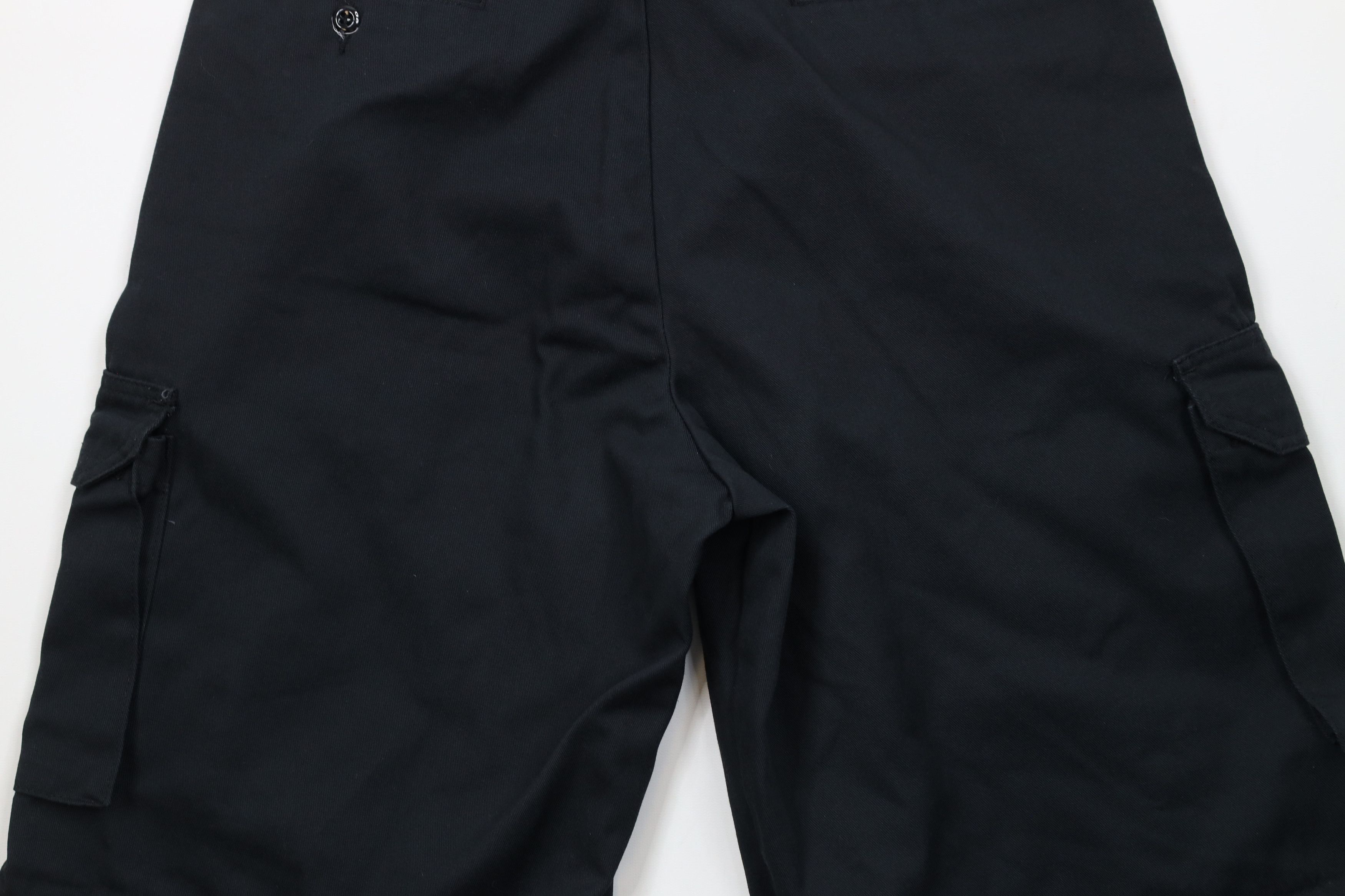 Dickies × Vintage Vintage Y2K Dickies Spell Out Loose Fit Cargo Shorts Black Size US 34 / EU 50 - 12 Thumbnail