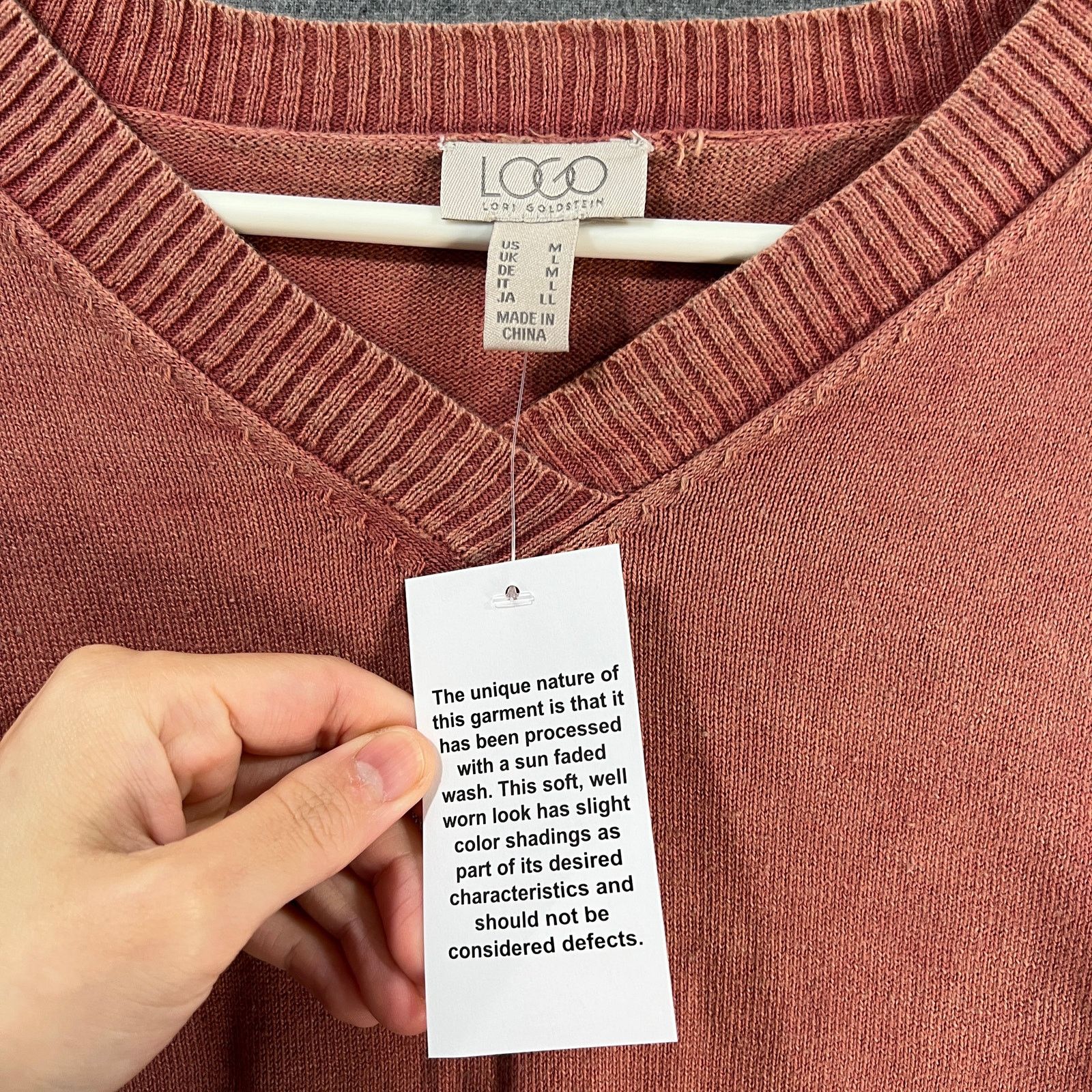 Other LOGO by Lori Goldstein Sun Faded Cotton V-Neck Sweater Size M / US 6-8 / IT 42-44 - 3 Thumbnail