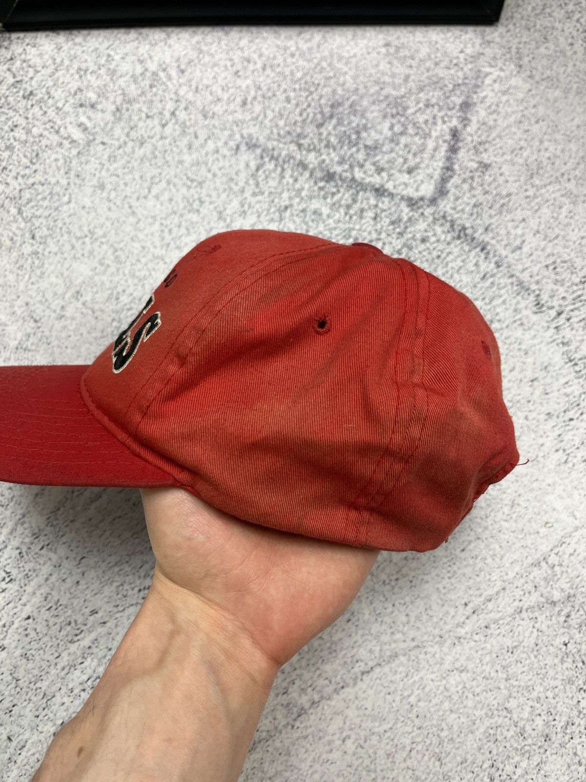NBA × Starter × Vintage Vintage 90’s Chicago Bulls Script Logo NBA Starter Cap Rare Size ONE SIZE - 3 Thumbnail