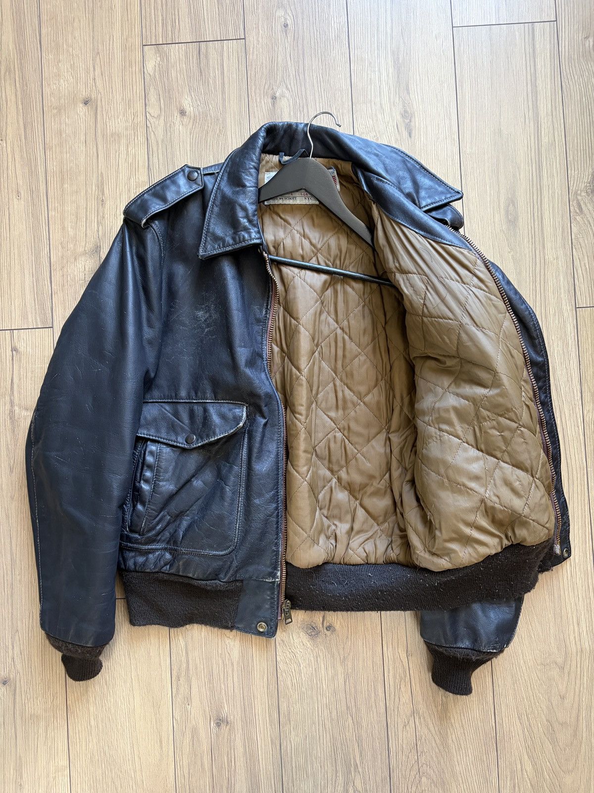 Schott 🇺🇸Schott USA is 674 ms Flight Leather Bomber Jacket Size US L / EU 52-54 / 3 - 18 Thumbnail