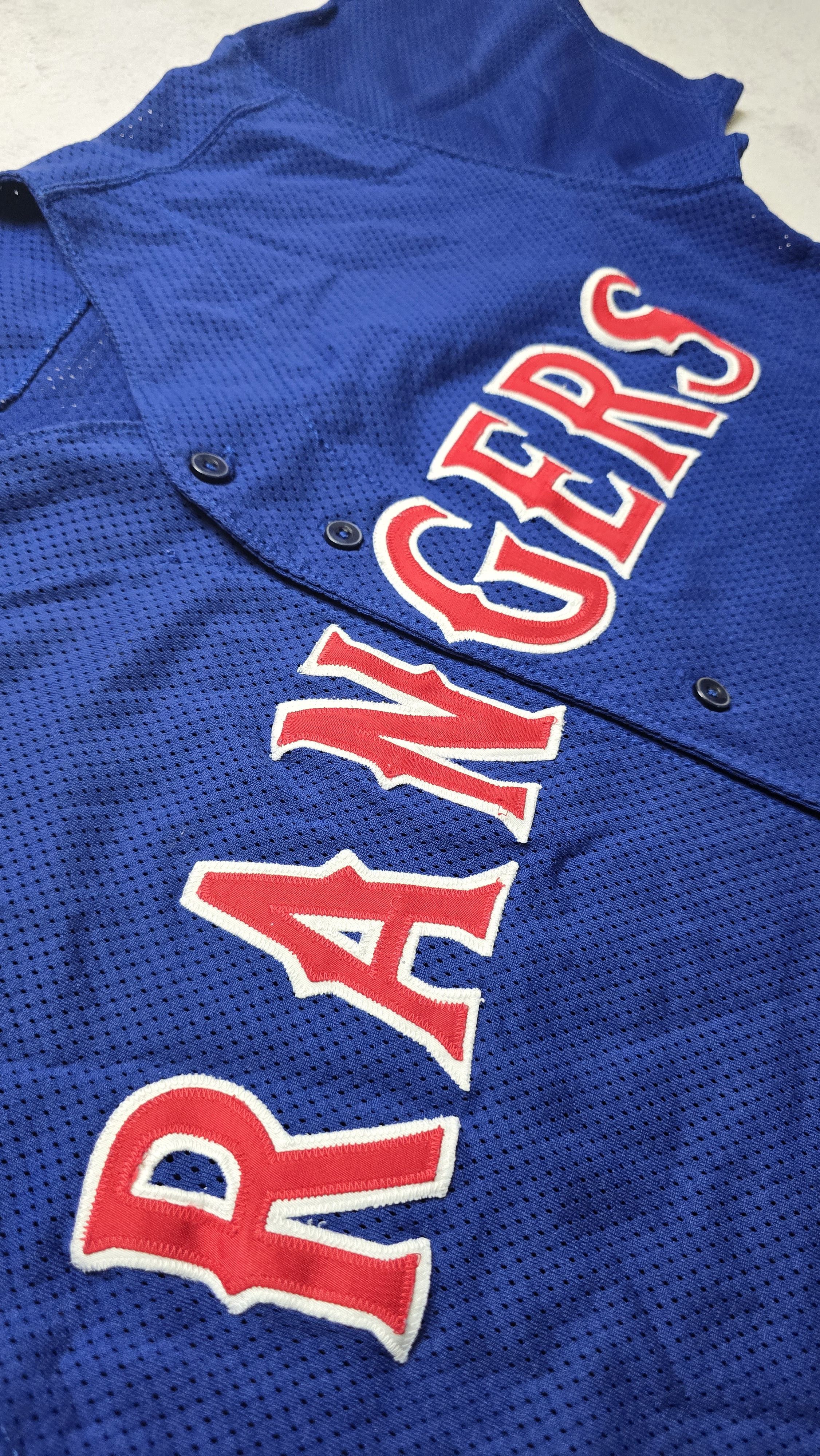 Russell Athletic Texas Rangers Team Issued BP Jersey #62 Men’s L 44 1990s USA Size US L / EU 52-54 / 3 - 12 Thumbnail