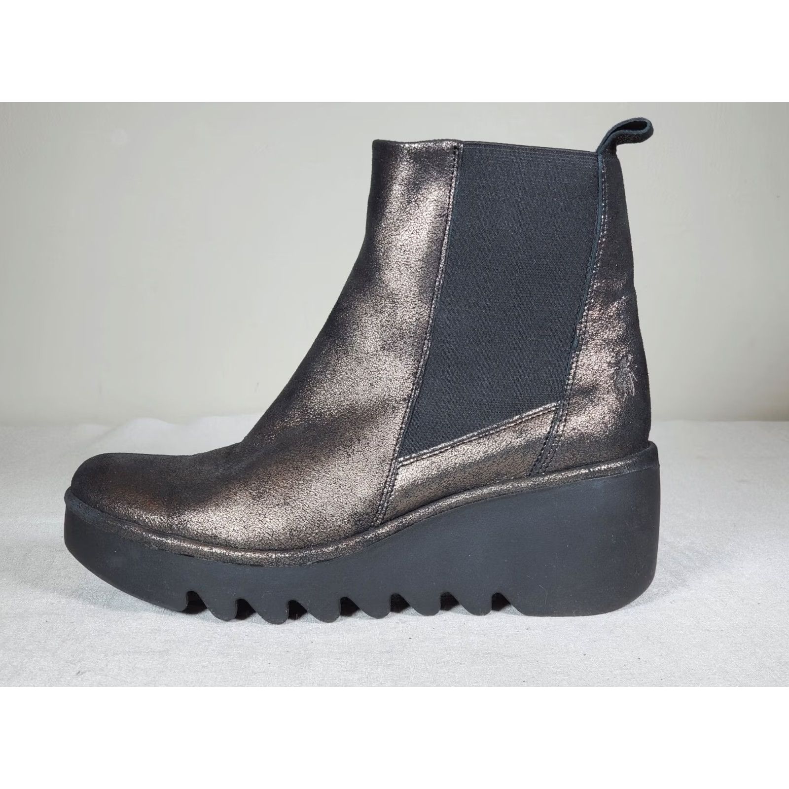 Fly London Fly London Bagu Classic Wedge Chelsea Ankle Boots Graphite Leather Women US 9.5 Shoes Size ONE SIZE - 5 Thumbnail