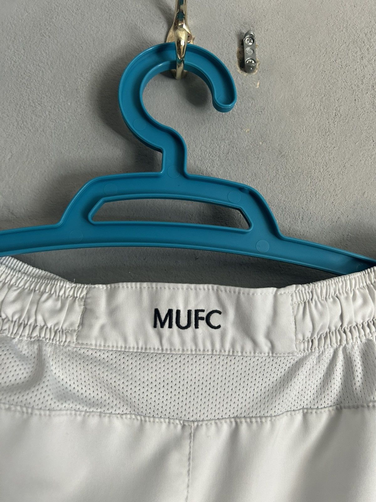 Nike Vintage Manchester United short Size US 32 / EU 48 - 6 Thumbnail