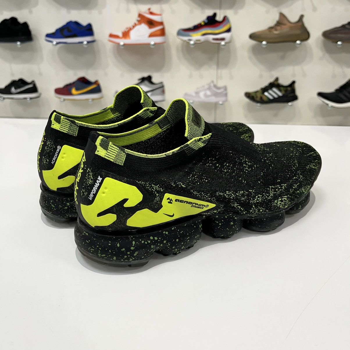 Nike Nike Air VaporMax Moc 2 Acronym Black Size US 9.5 / EU 42-43 - 6 Thumbnail