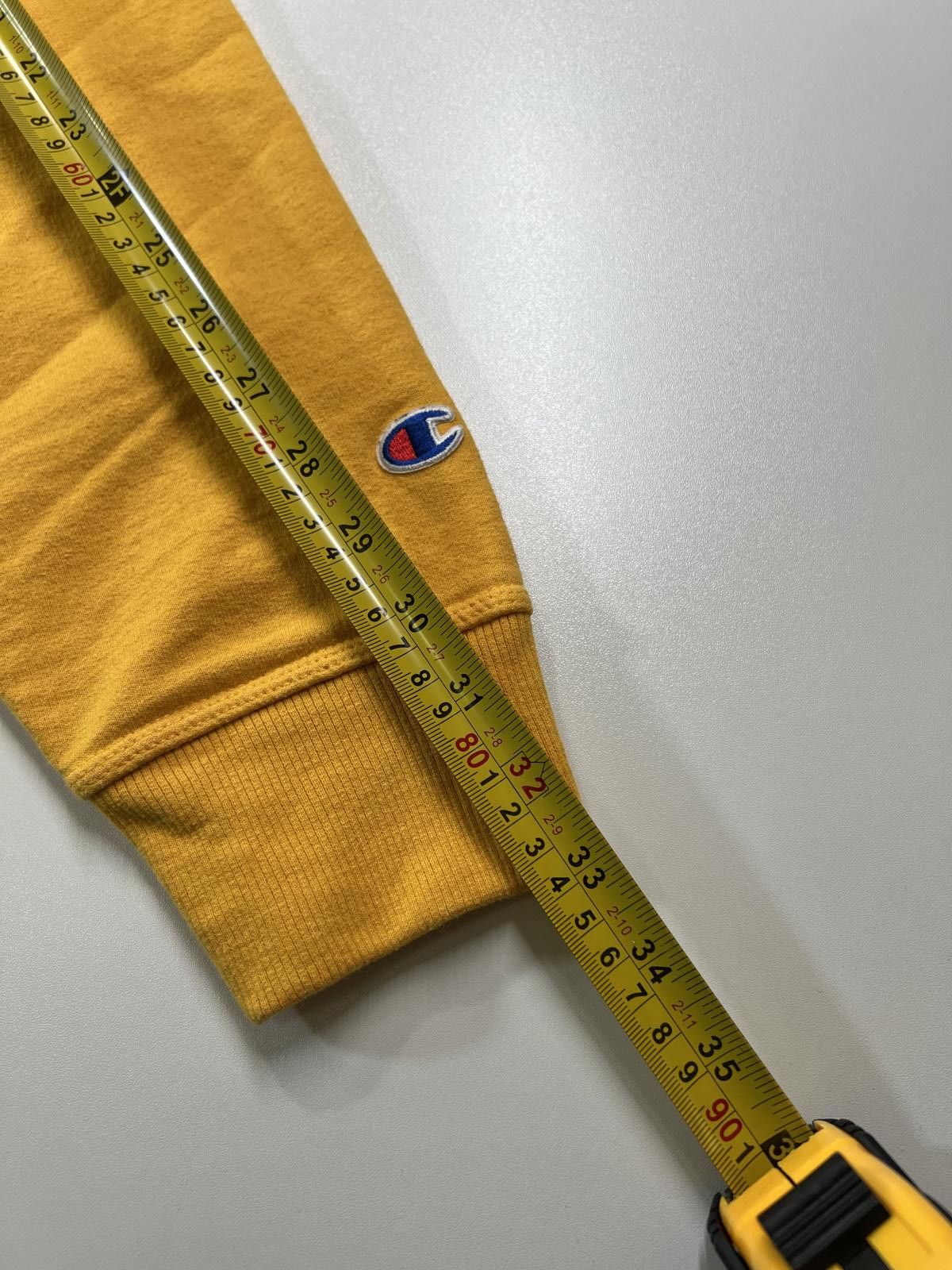 Champion Champion Authentic Yellow Crewneck Sweatshirt 2XL Size US XXL / EU 58 / 5 - 7 Thumbnail