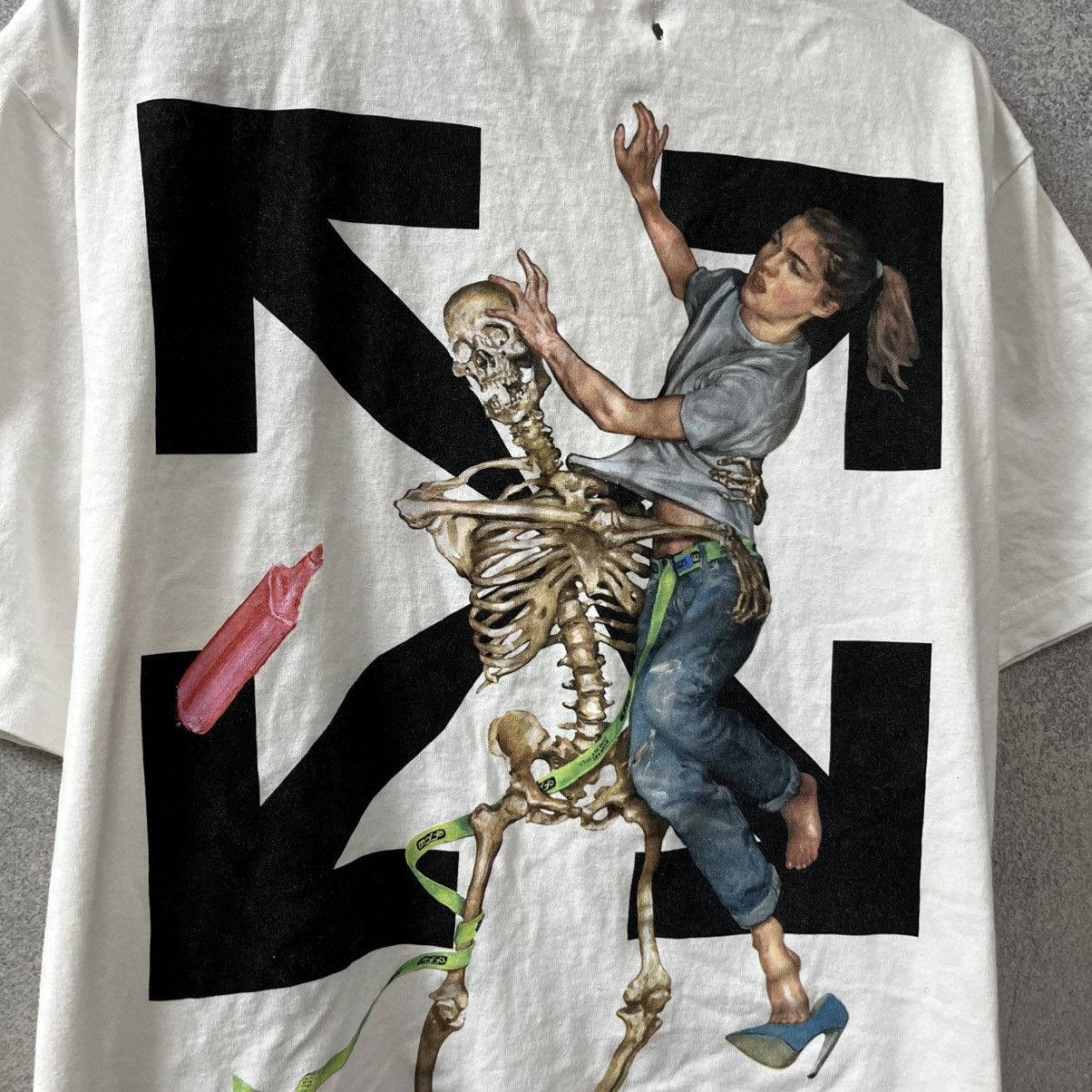 Off White T-shirt Big Logo