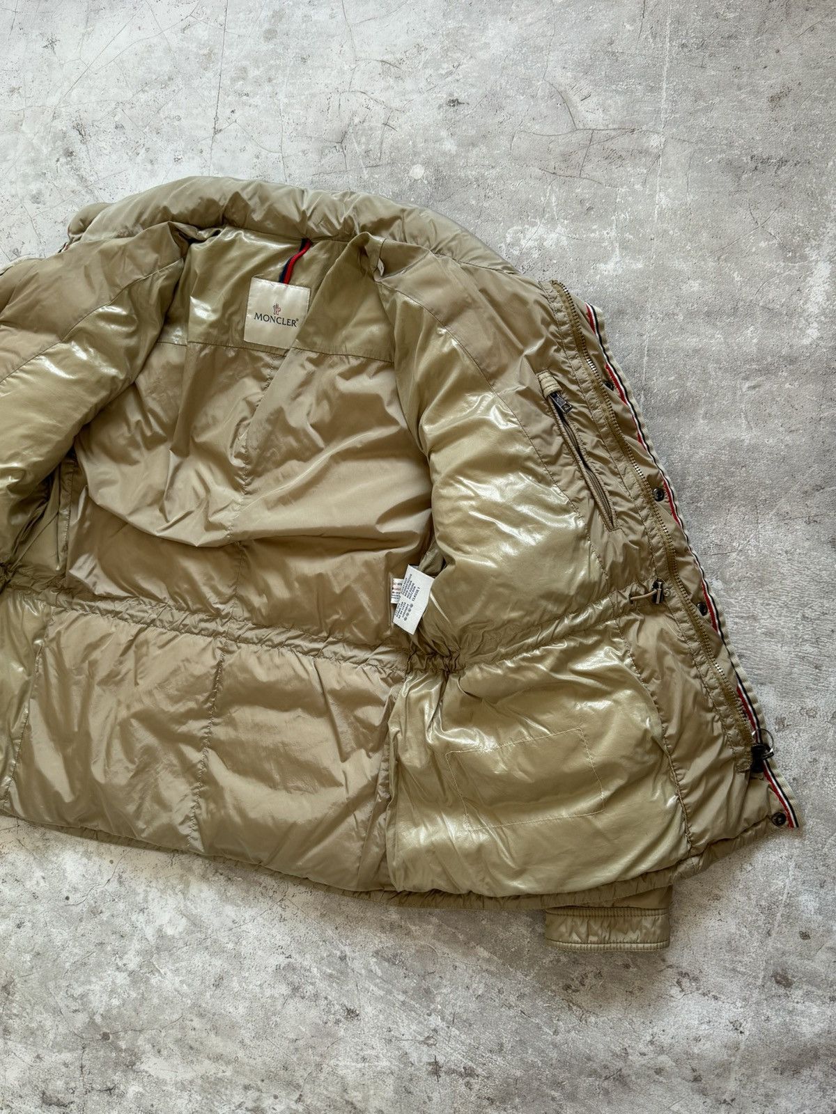 Moncler Moncler Millais puffer jacket Size US L / EU 52-54 / 3 - 9 Thumbnail