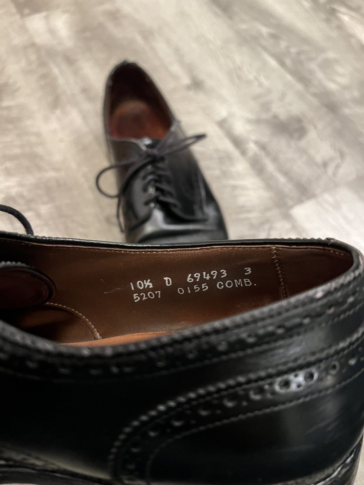 Allen Edmonds Allen Edmonds Oxford Size US 10.5 / EU 43-44 - 3 Thumbnail