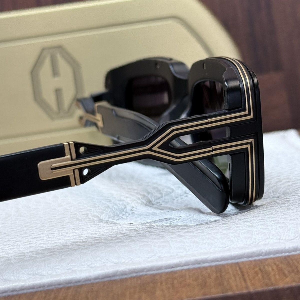 Other T HENRI YURÚS 1/1 Sunglasses Size ONE SIZE - 8 Thumbnail