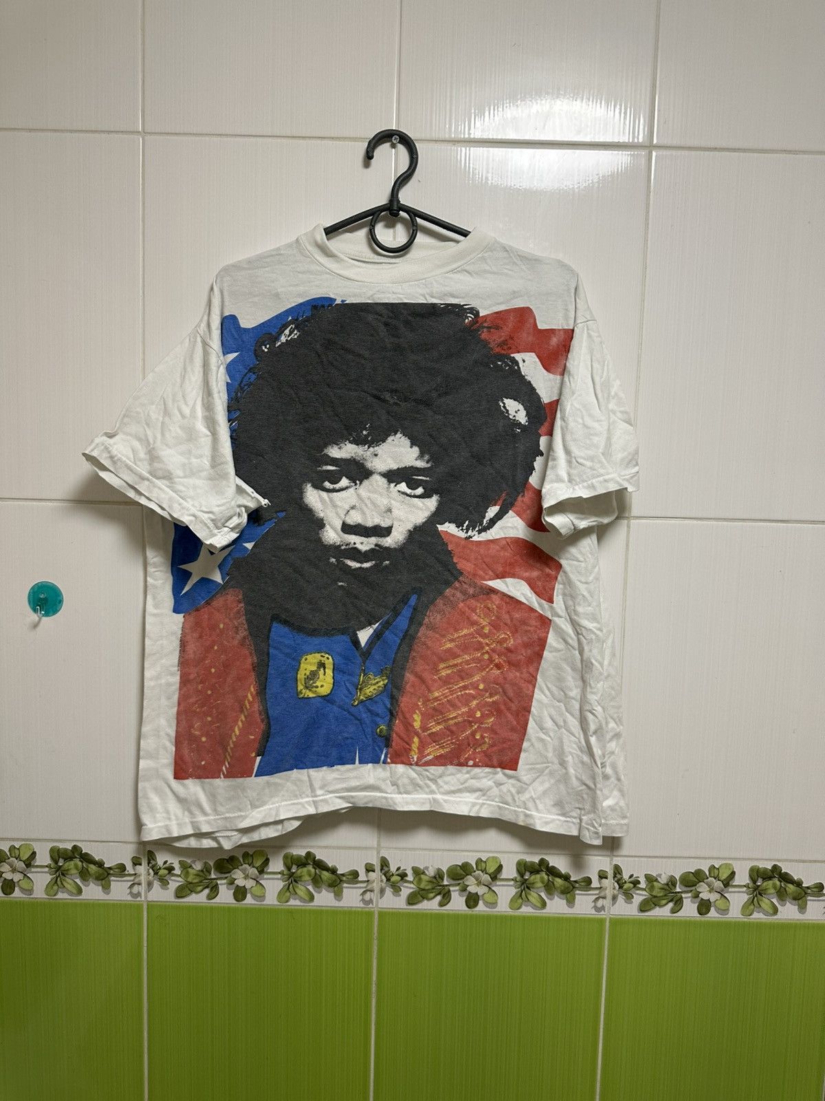 Jimi Hendrix × Vintage RARE! Jimi Hendrix 1988 Acme Vintage T shirt size L Size US L / EU 52-54 / 3 - 1 Thumbnail