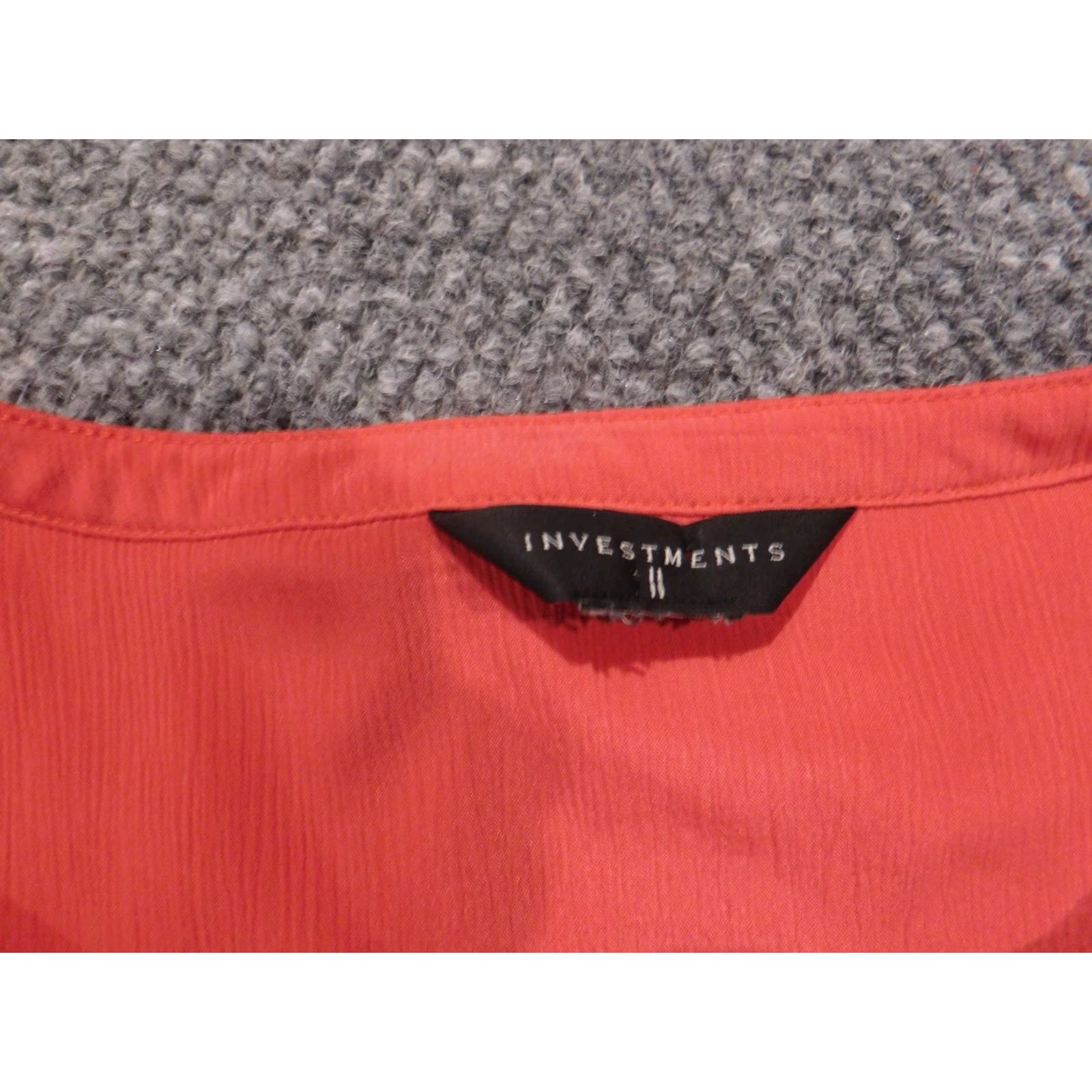 Vintage Investments Blouse 3X Plus Women Red Round Neck Pullover Polyester Long Sleeve Casual Sleeve Stretch Basic Rose Vintage No Size XXL / US 16-18 / IT 52-54 - 4 Thumbnail