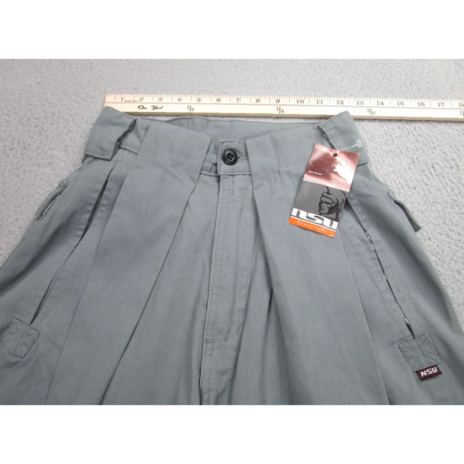 Vintage VINTAGE NSU North Shore Underground Shorts Mens 24 Gray Pleated Hawaii Built 1990s Casual Cotton 12in Inseam Mens Size US 27 - 2 Thumbnail