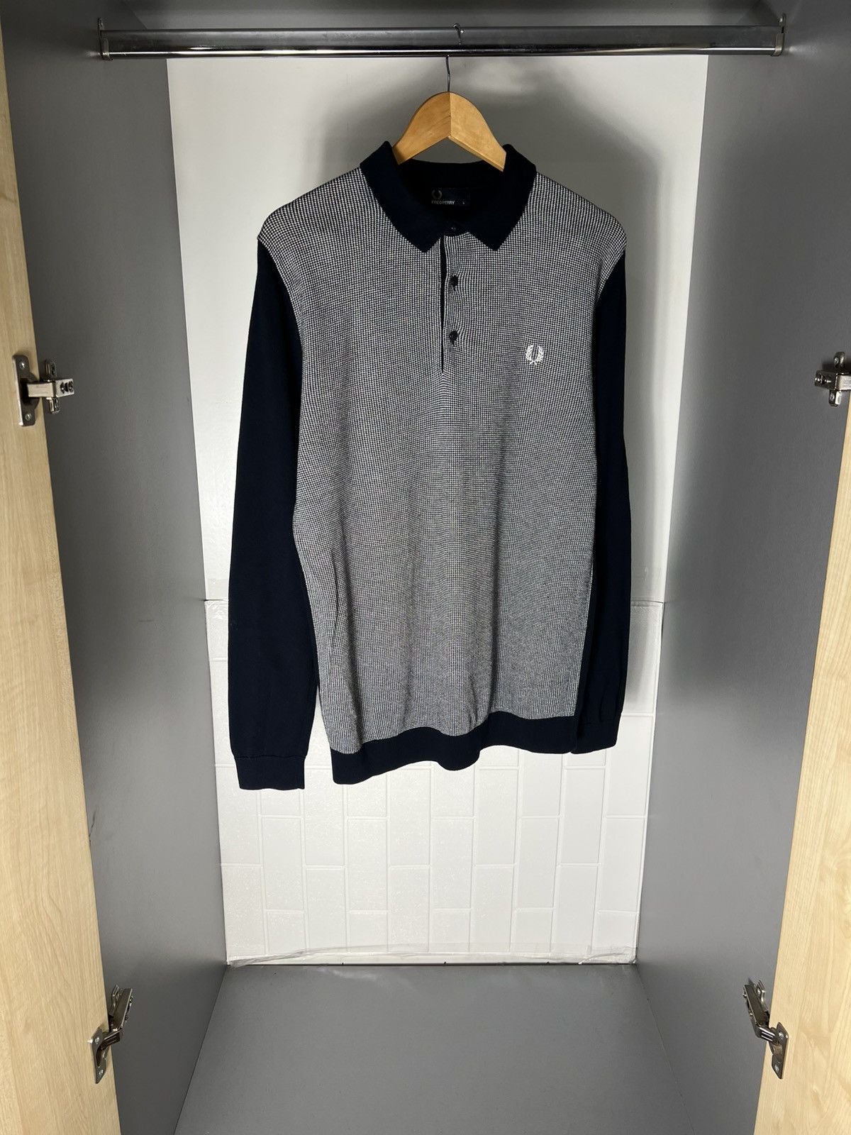 Fred Perry VINTAGE FRED PERRY LONG SLEEVE POLO CASUAL DESIGNER DELUX Size US L / EU 52-54 / 3 - 4 Thumbnail