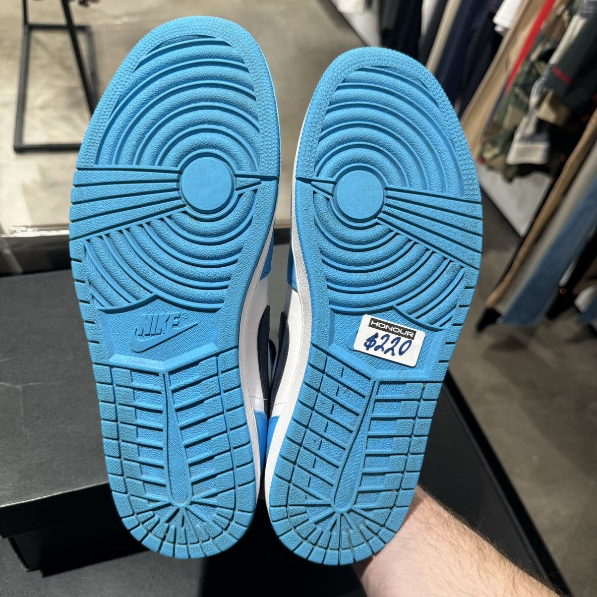 Jordan Brand Jordan 1 Low UNC University Blue Size US 11 / EU 44 - 9 Thumbnail