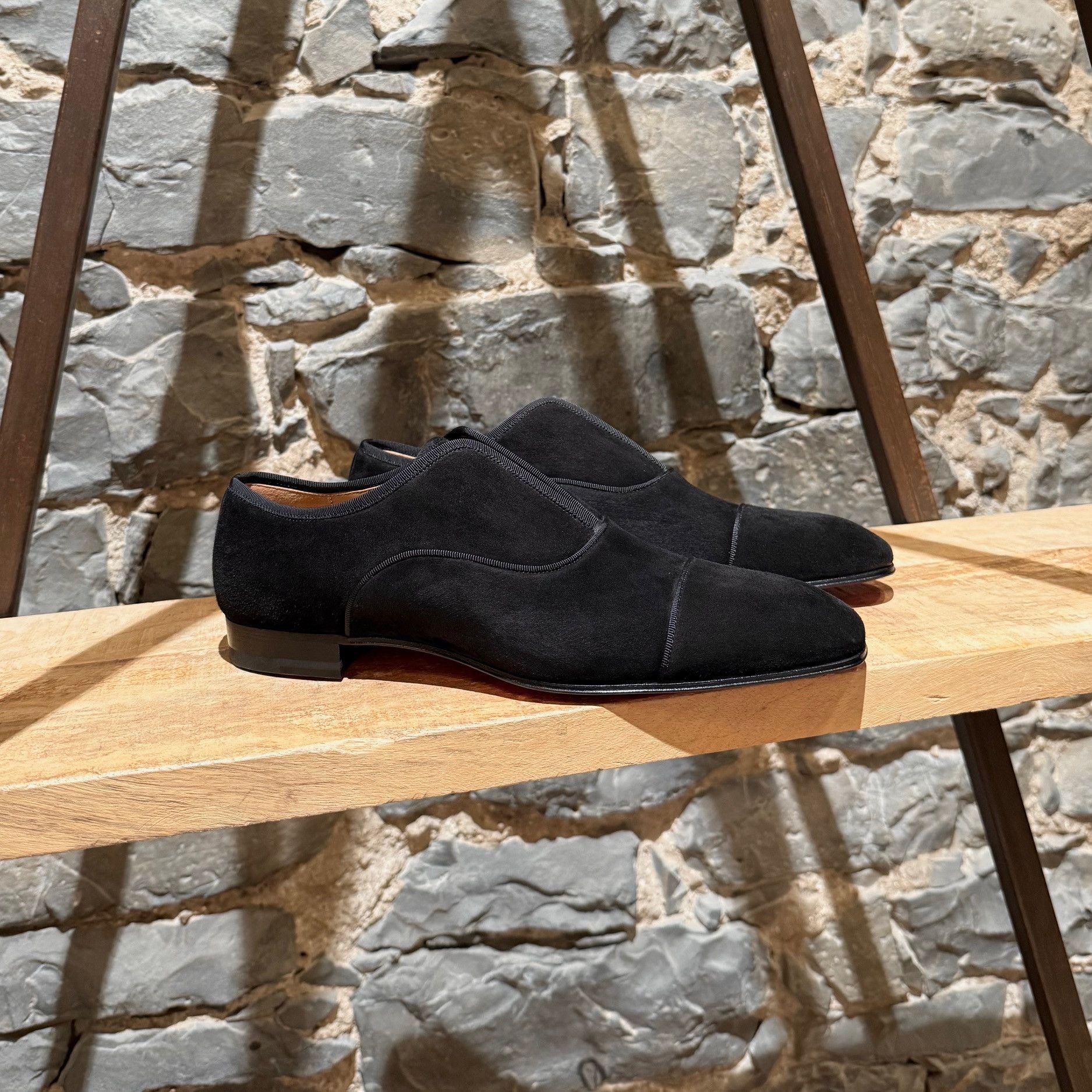 Christian Louboutin Christian Louboutin Black Suede Alpha Male Oxford Shoes Size US 7.5 / EU 40-41 - 1 Thumbnail