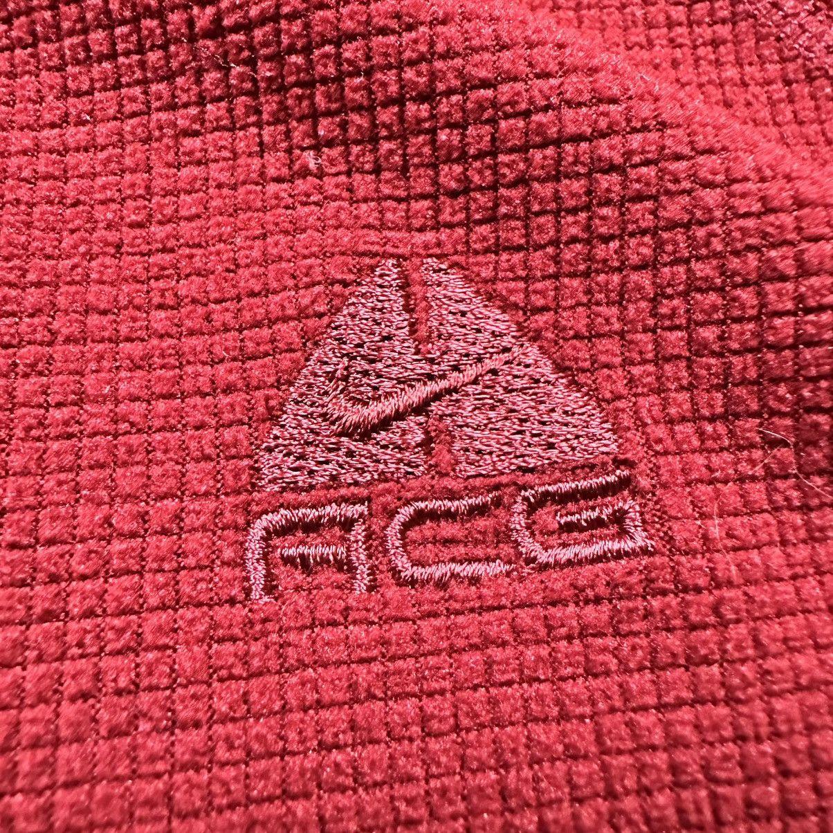 Nike ACG Vintage Y2K Red Nike ACG Waffle Knit Thermal 1/4 Zip Size M Size US M / EU 48-50 / 2 - 3 Thumbnail