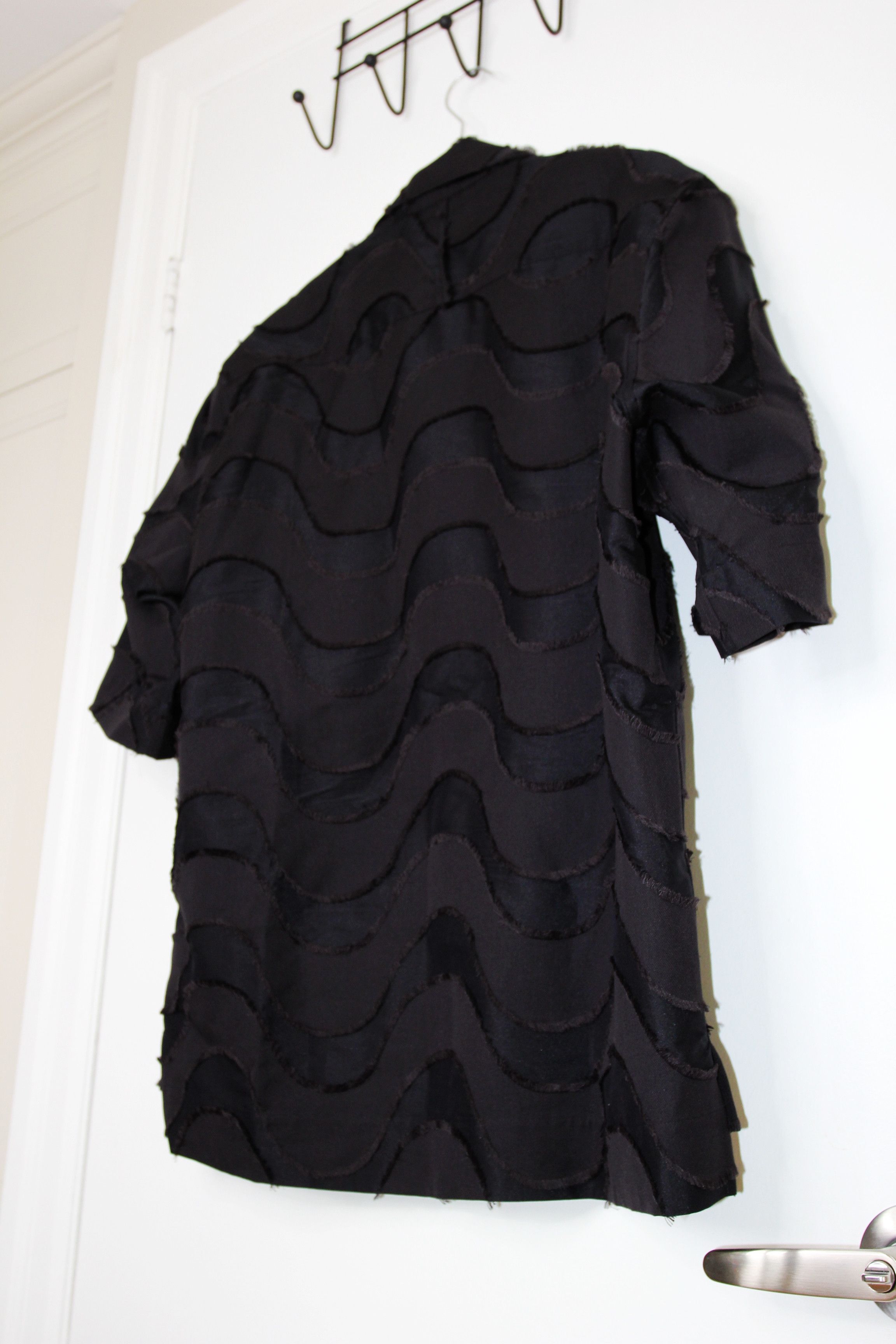 Other BNWT SS25 ECOLE DE PENSEE WAVE CUT JACQUARD SHIRT 50 Size US M / EU 48-50 / 2 - 7 Thumbnail