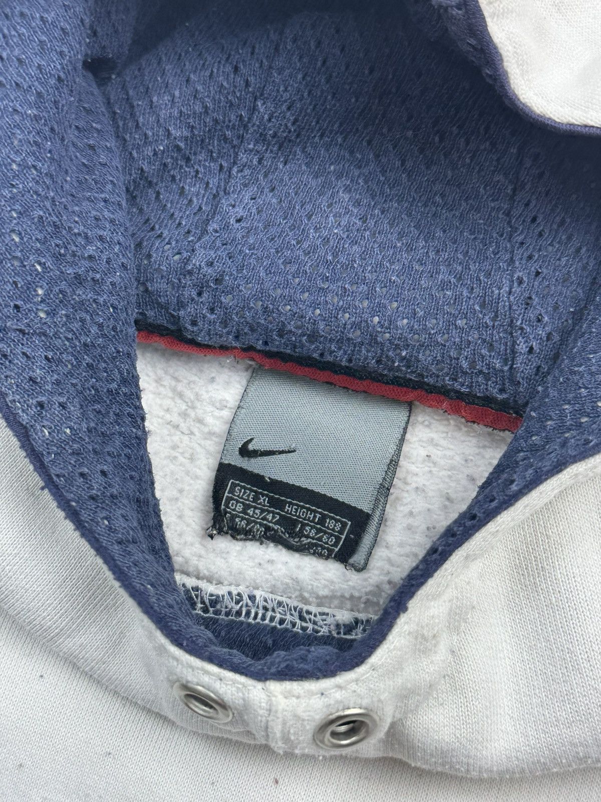 Nike Vintage 90s Nike Athletics Boxy Hoodie rare retro hype Y2K Size US XL / EU 56 / 4 - 11 Thumbnail