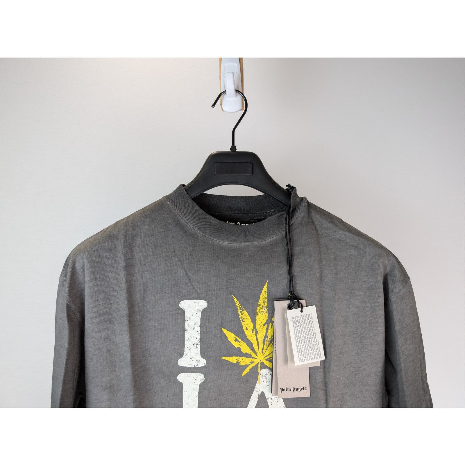 Palm Angels o1rshd1 Los Angeles Garment Dyed Sprayed T-Shirt in Black Size US S / EU 44-46 / 1 - 3 Thumbnail