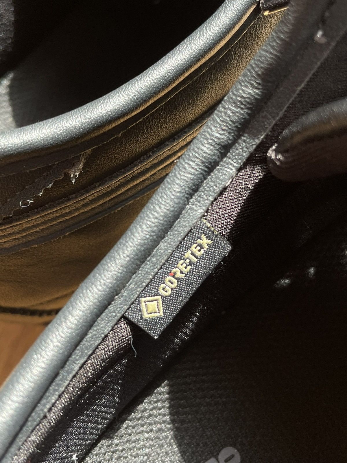 Onitsuka Tiger Onitsuka Tiger Mexico 66 SD Goretex GRAPHITE / CARRIER GREY Size US 9 / EU 42 - 7 Thumbnail