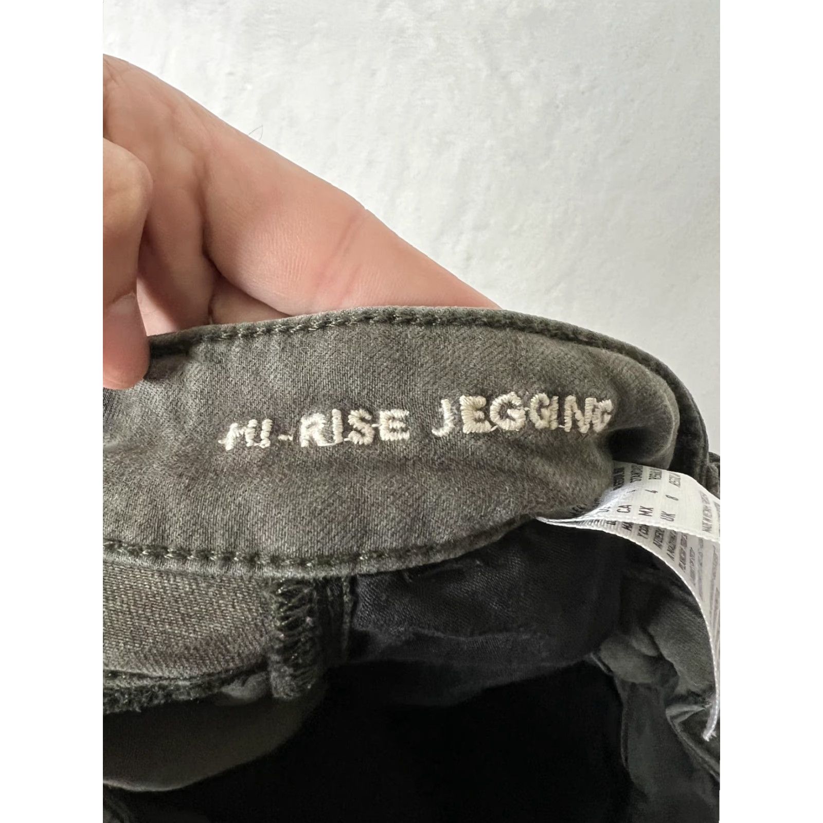 American Eagle Outfitters VINTAGE? No. Size 27" / US 4 / IT 40 - 6 Thumbnail