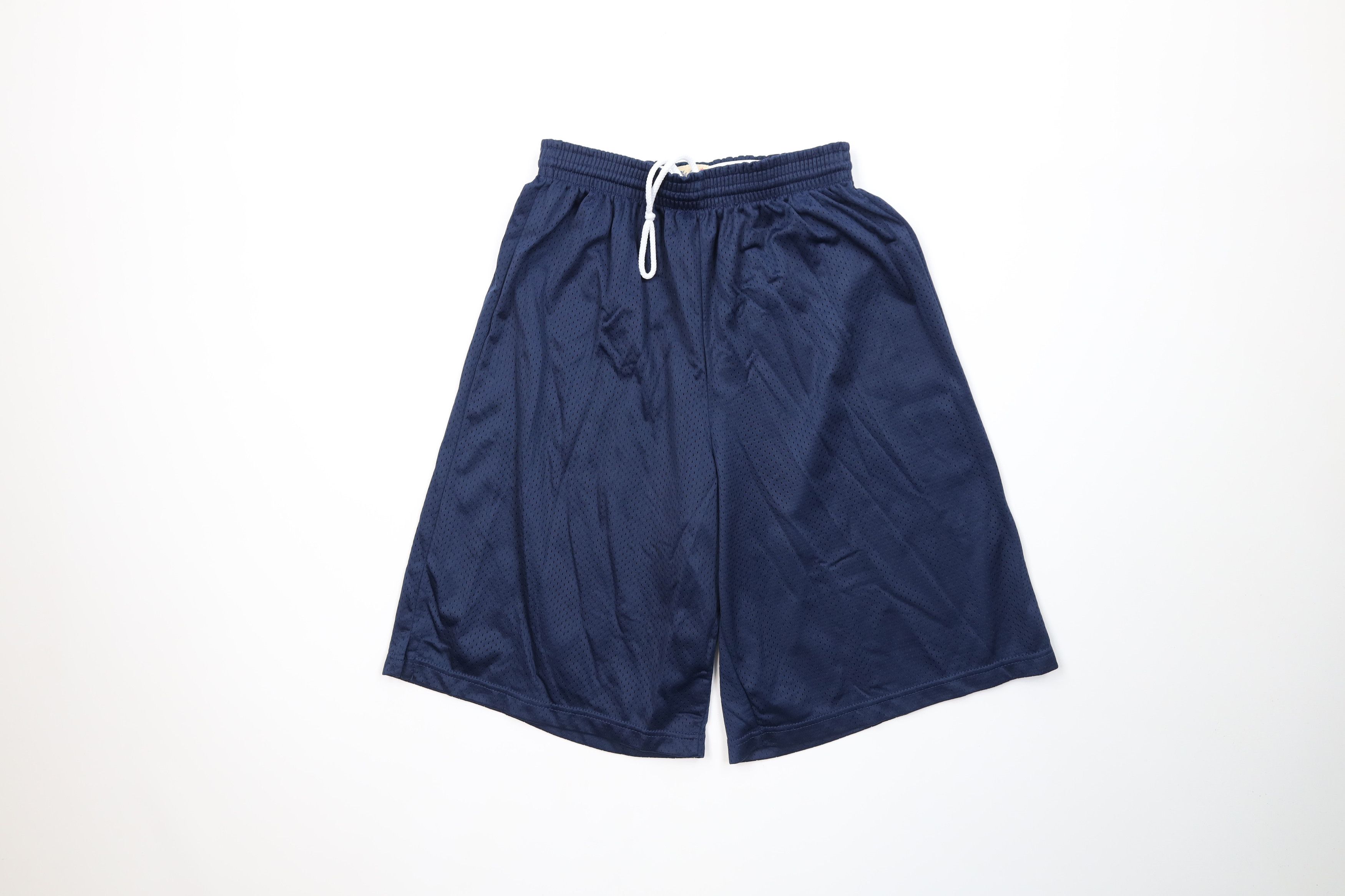 Vintage Vintage 90s Streetwear Gym Basketball Shorts Nylon Blue USA Size US 30 / EU 46 - 1 Thumbnail