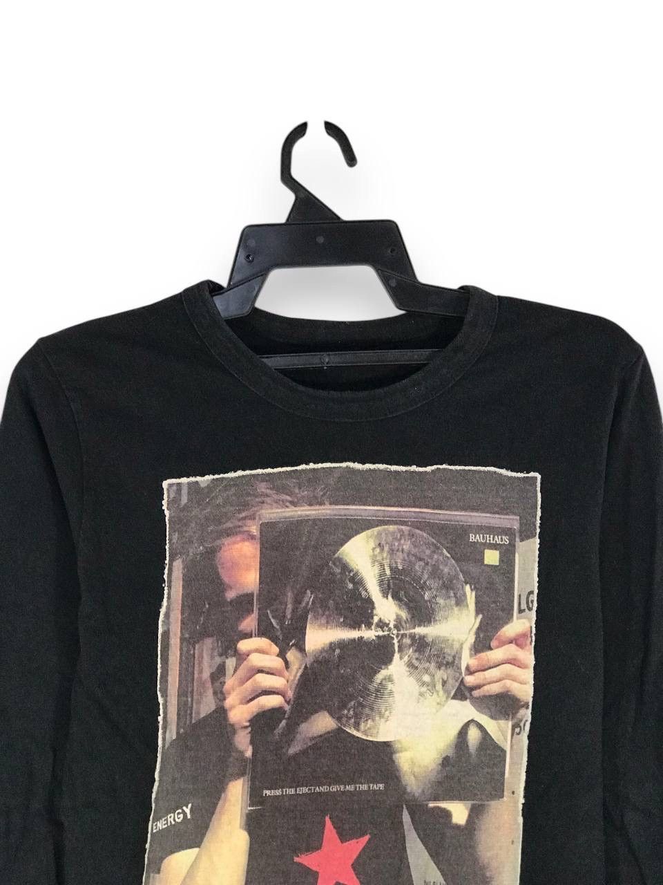 Band Tees vintage bauhaus band peter murphy Size US M / EU 48-50 / 2 - 2 Thumbnail