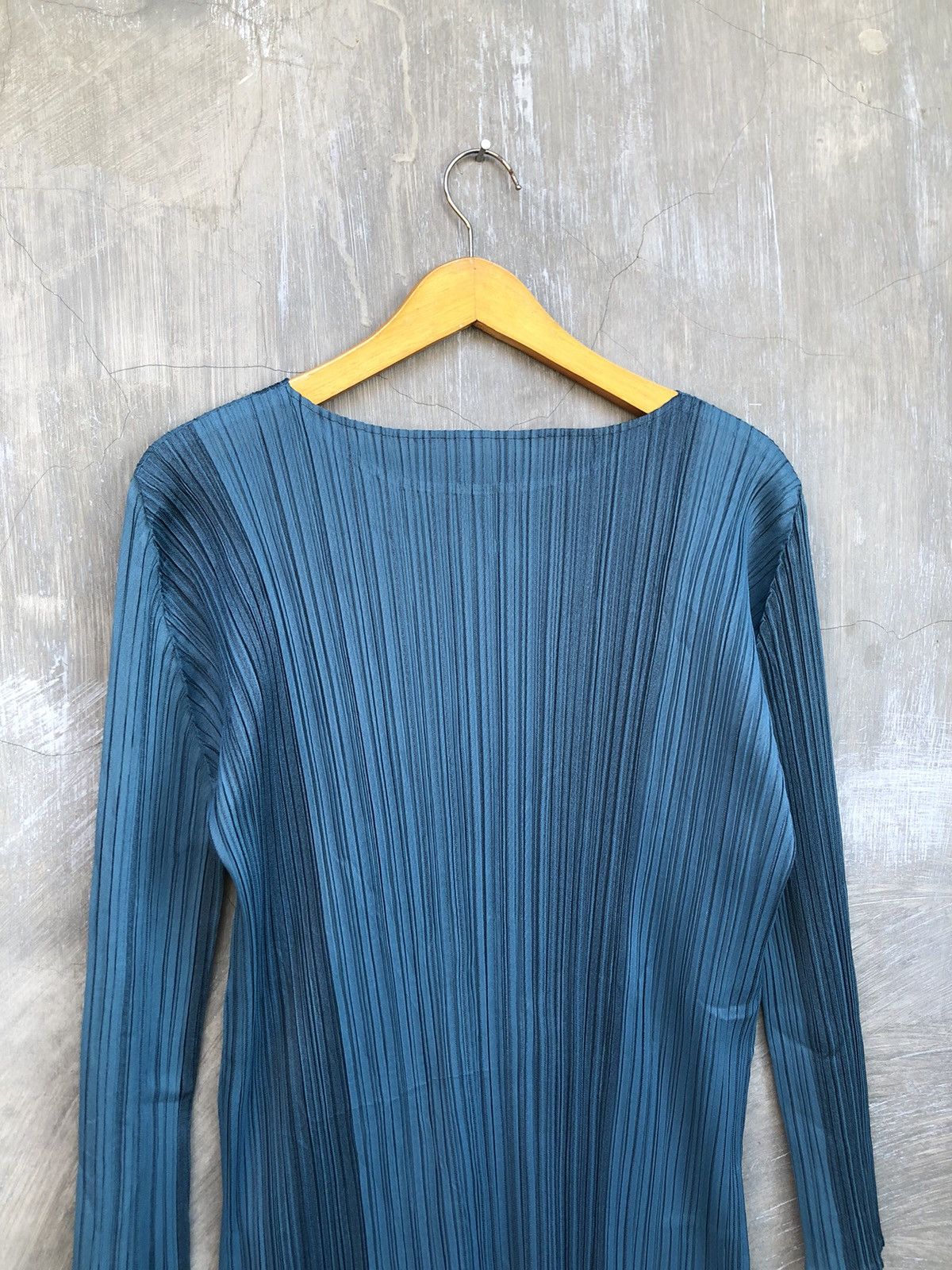Issey Miyake × Japanese Brand × Pleats Please Issey Miyake Issey Miyake Pleats Please Longsleeve Size L / US 10 / IT 46 - 6 Thumbnail