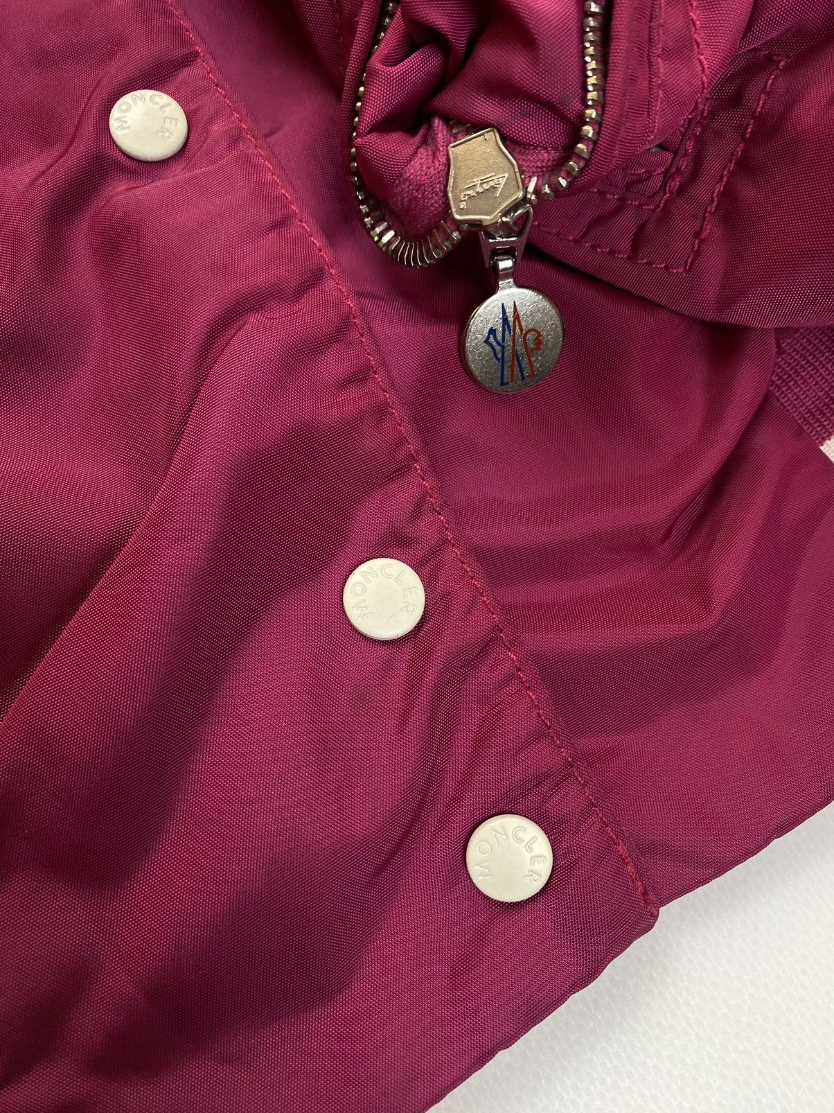 Moncler 🚨 Moncler vintage pink nylon button jacket bomber womans M 2 Size M / US 6-8 / IT 42-44 - 7 Thumbnail