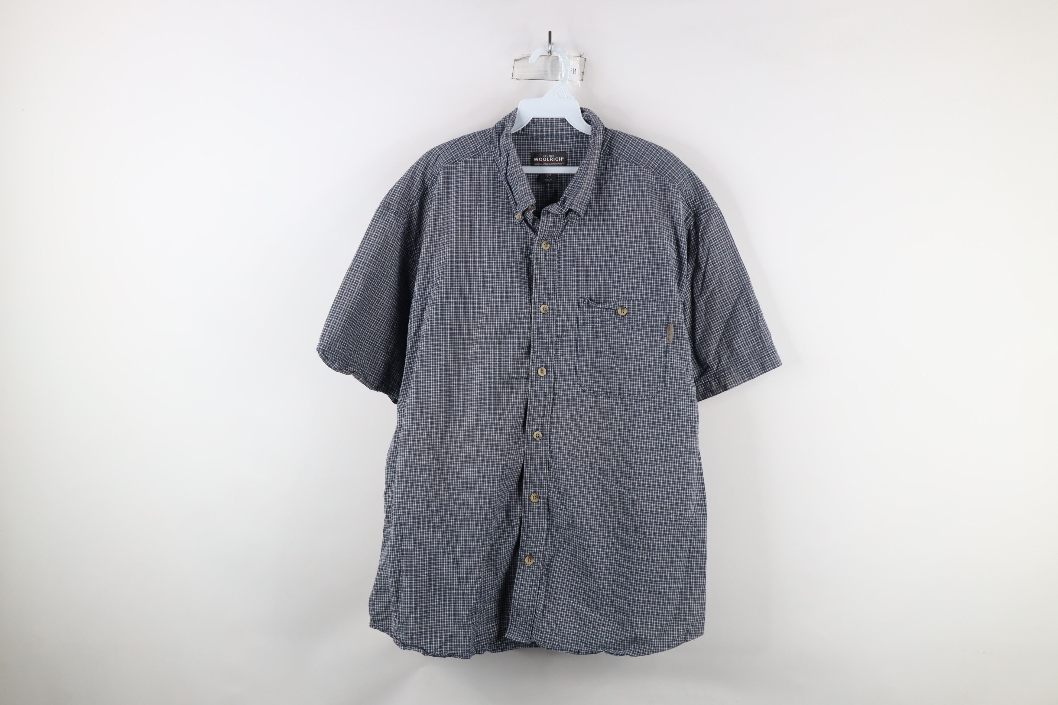 Vintage Vintage Woolrich Out Short Sleeve Button Down Shirt Plaid Size US XL / EU 56 / 4 - 1 Thumbnail