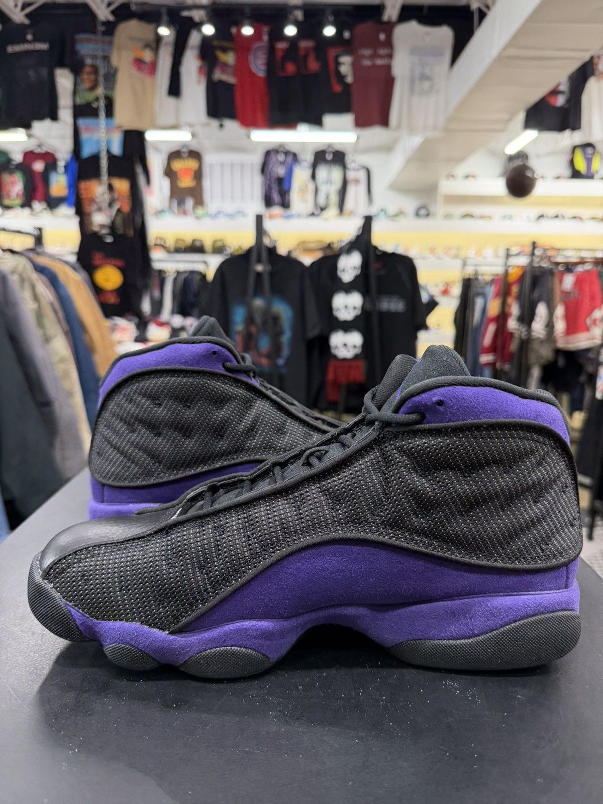 Jordan Brand Air Jordan 13 Court Purple Size 9 (2022) Size US 9 / EU 42 - 4 Thumbnail